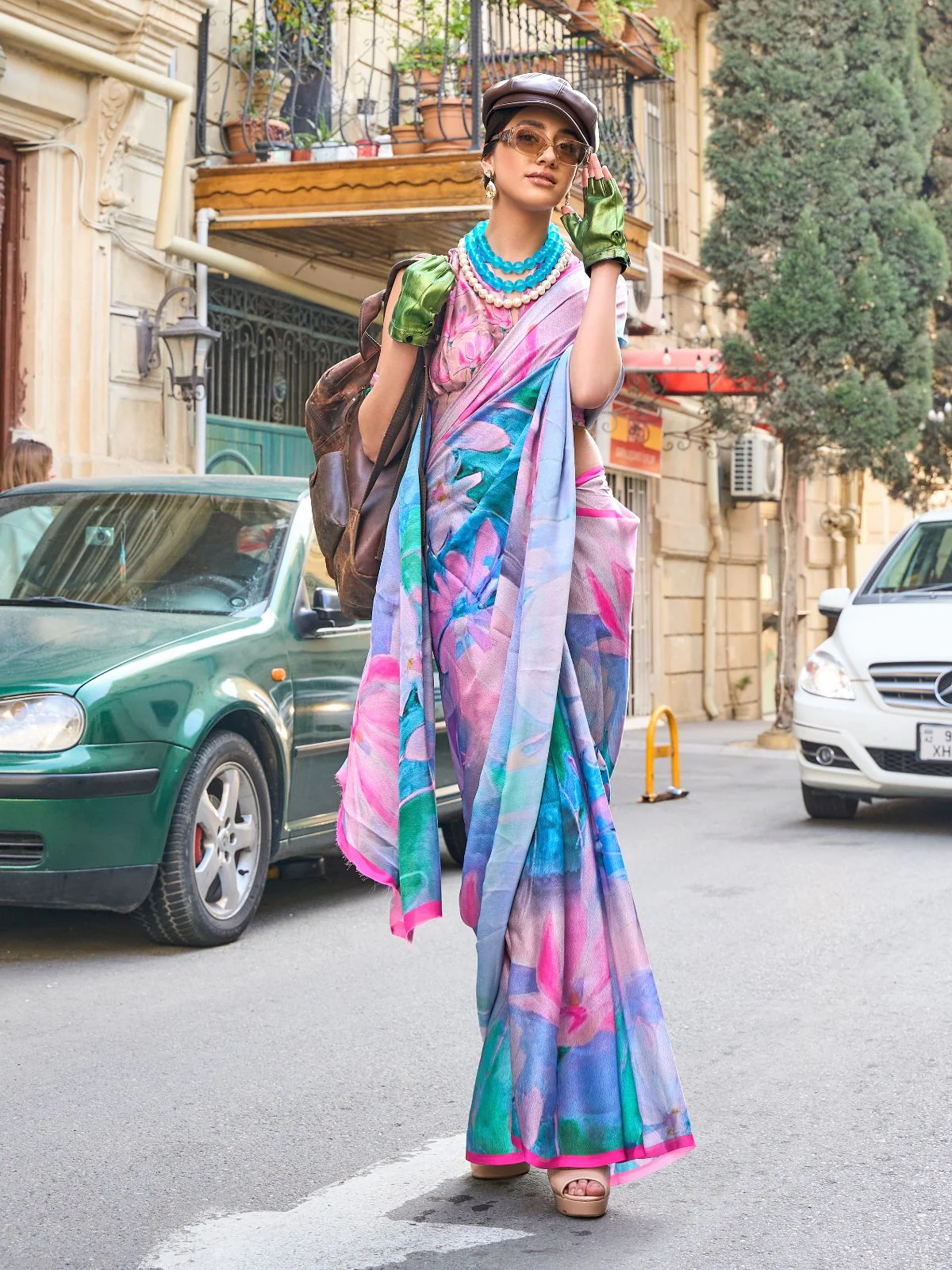 Odette Multicolor Georgette Printed Saree With Unstitched Blouse For Women - Image 2