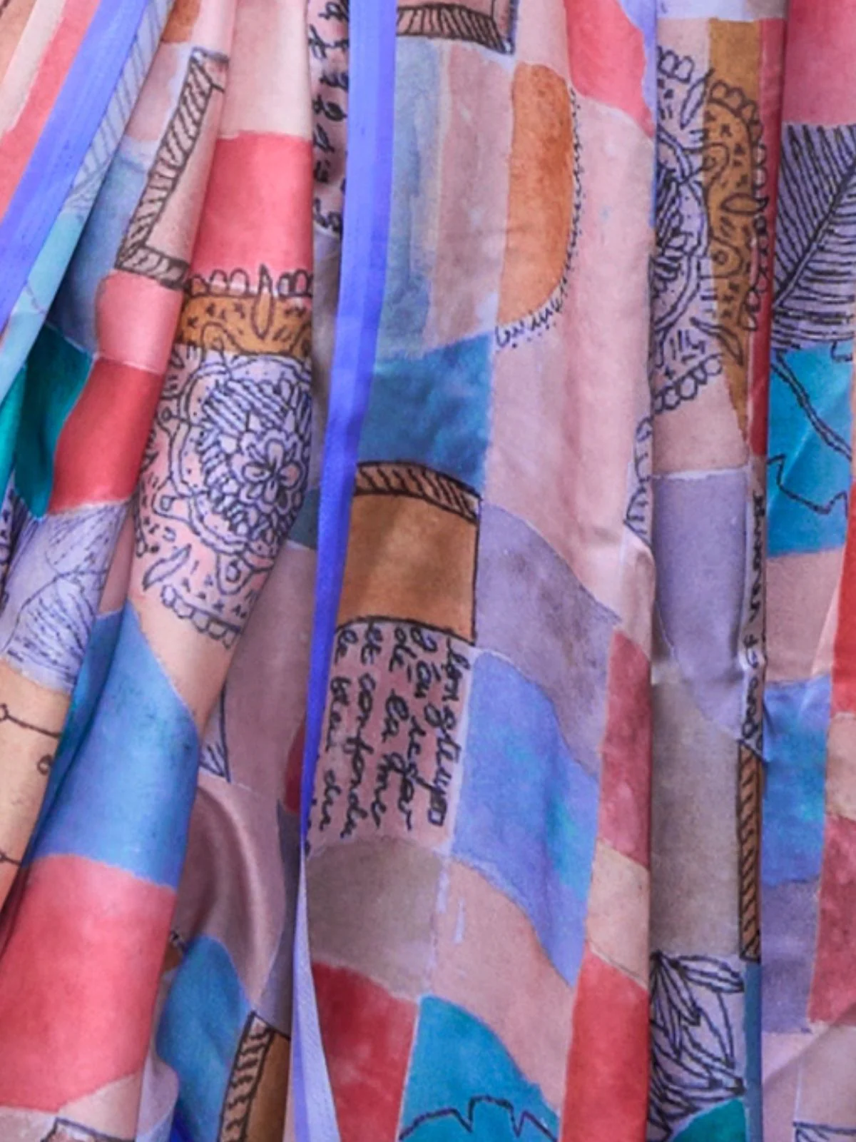 Odette Multicolor Georgette Printed Saree With Unstitched Blouse For Women - Image 3