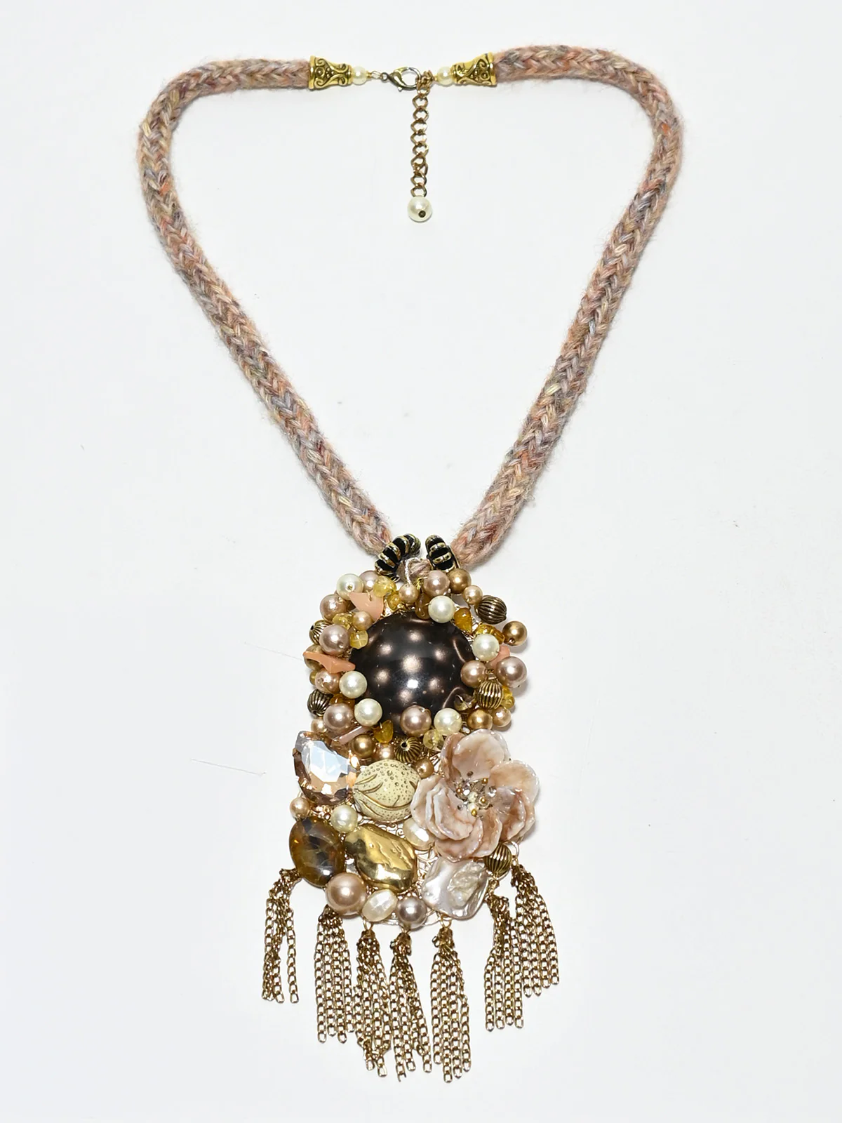 Odette Multicolor Jute And Alloy Pearl Jewellery Set For Women - Image 3