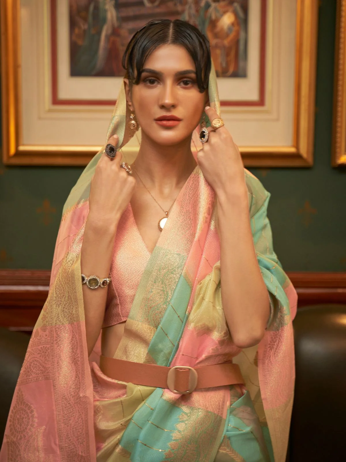Odette Multicolor Woven Organza Saree With Unstitched Blouse For Women - Image 3