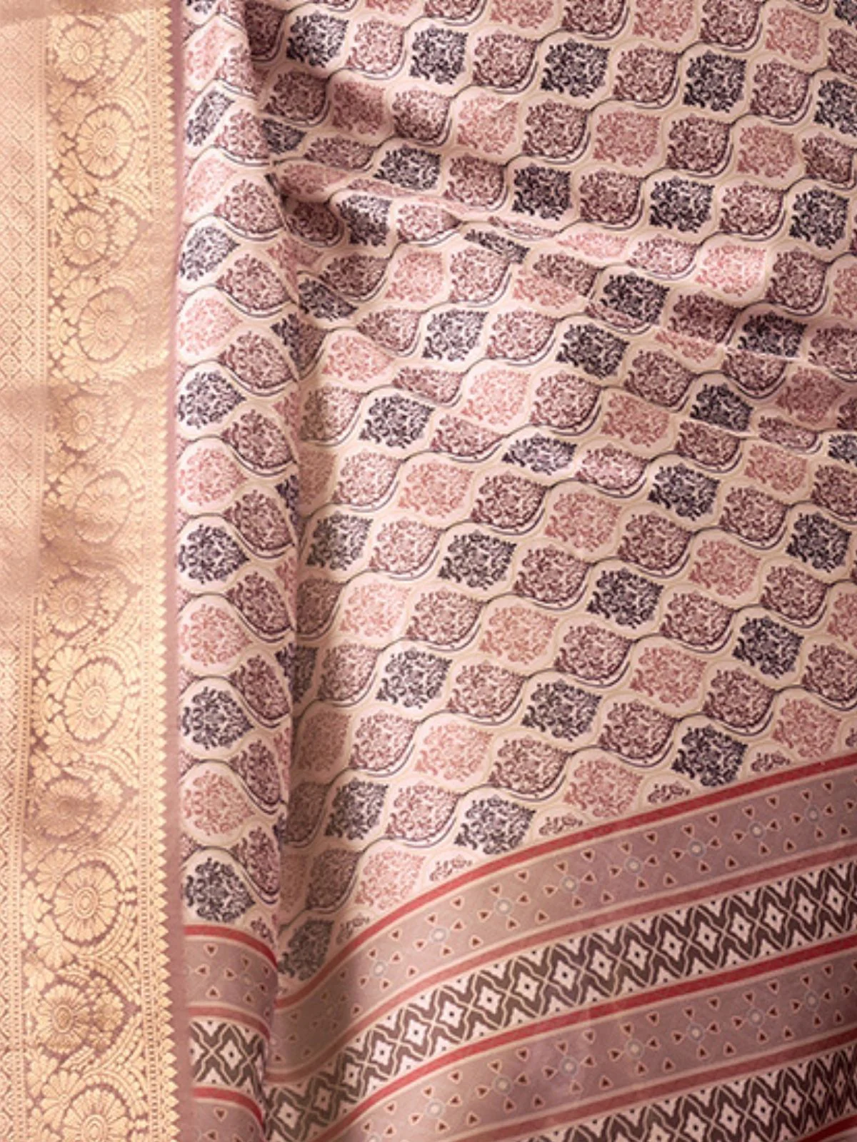 Odette Multicolor Silk Blend Printed Saree For Women - Image 5