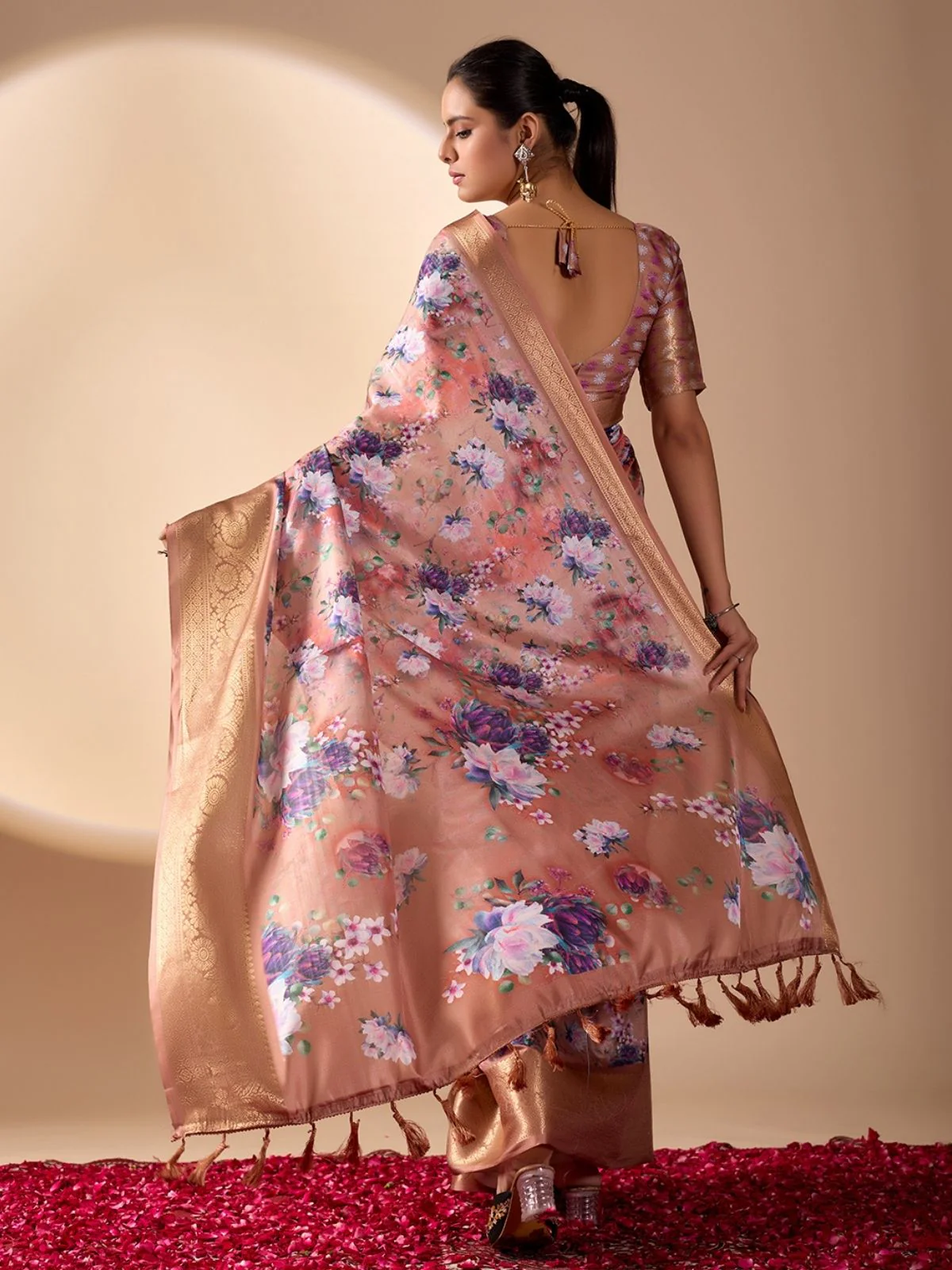 Odette Multicolor Silk Blend Printed Saree For Women - Image 3
