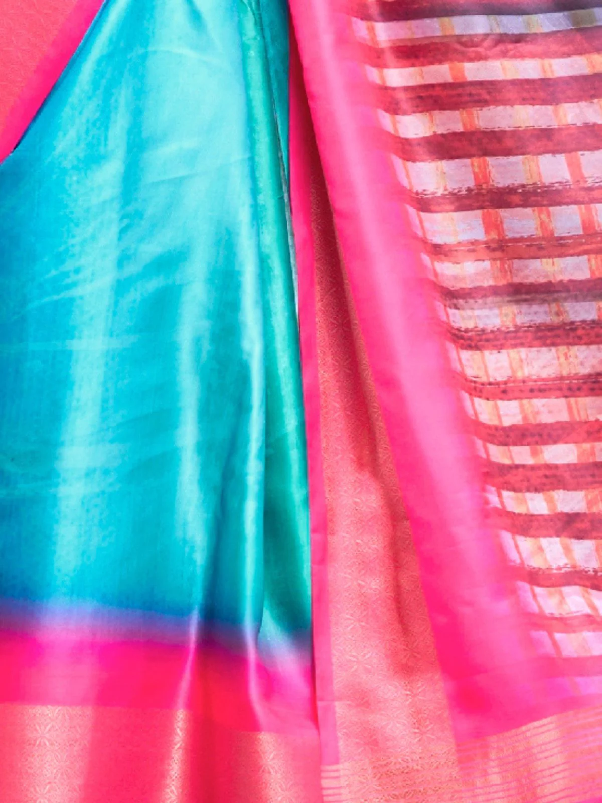 Odette Multicolor Silk Blend Printed Saree With Unstitched Blouse For Women - Image 3