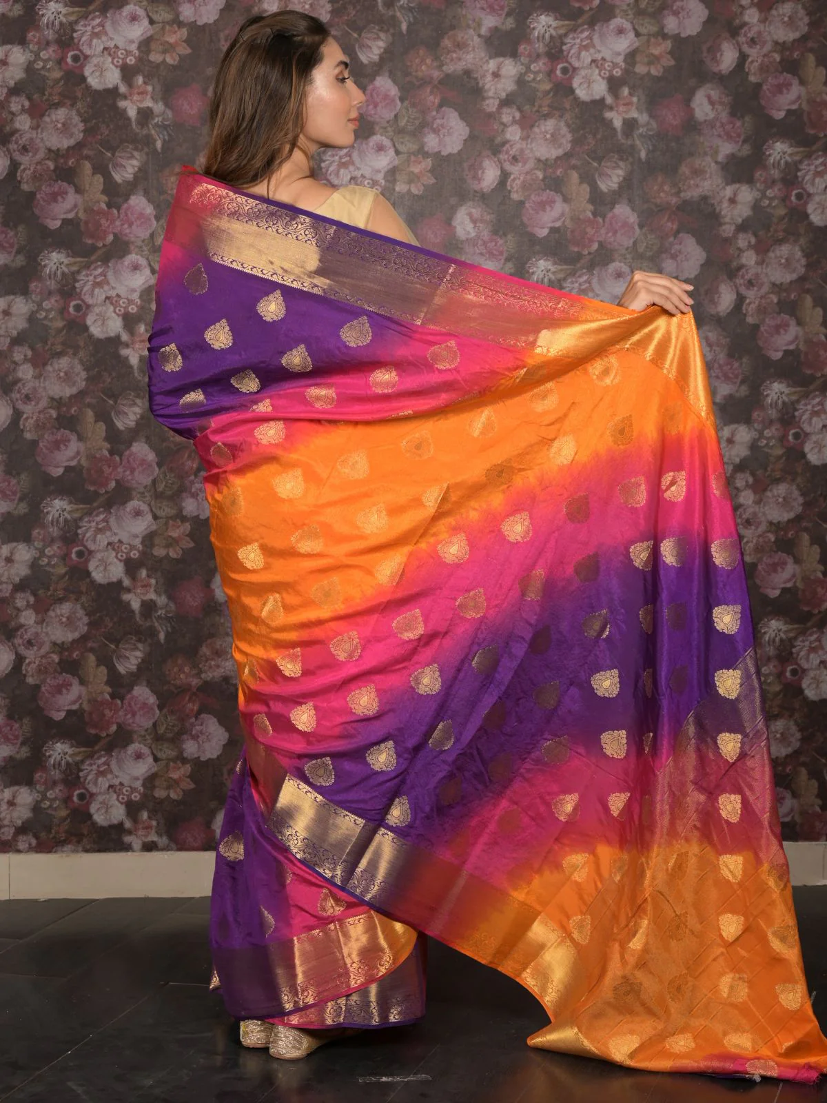 Odette Multicolor Silk Blend Woven Saree Without Blouse for Women - Image 4