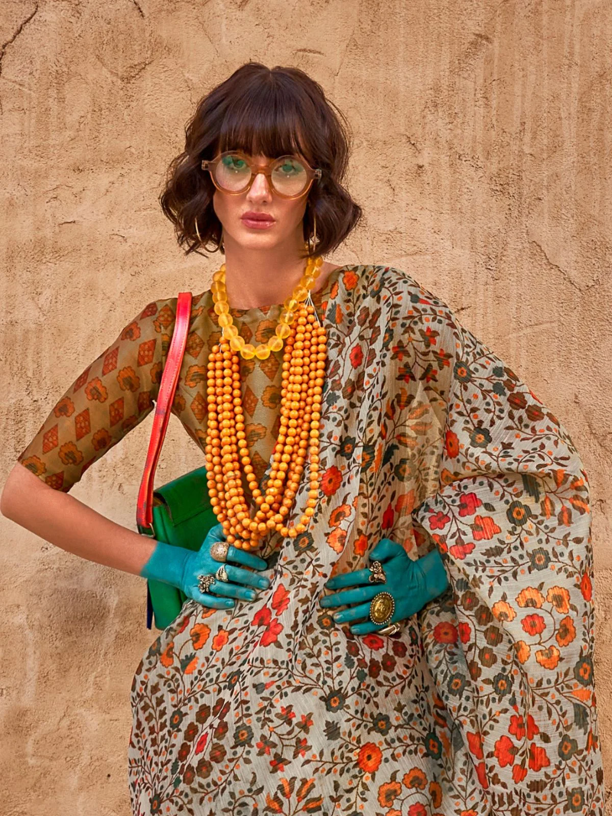Odette Multicolor Tissue Printed Saree With Unstitched Blouse For Women - Image 2
