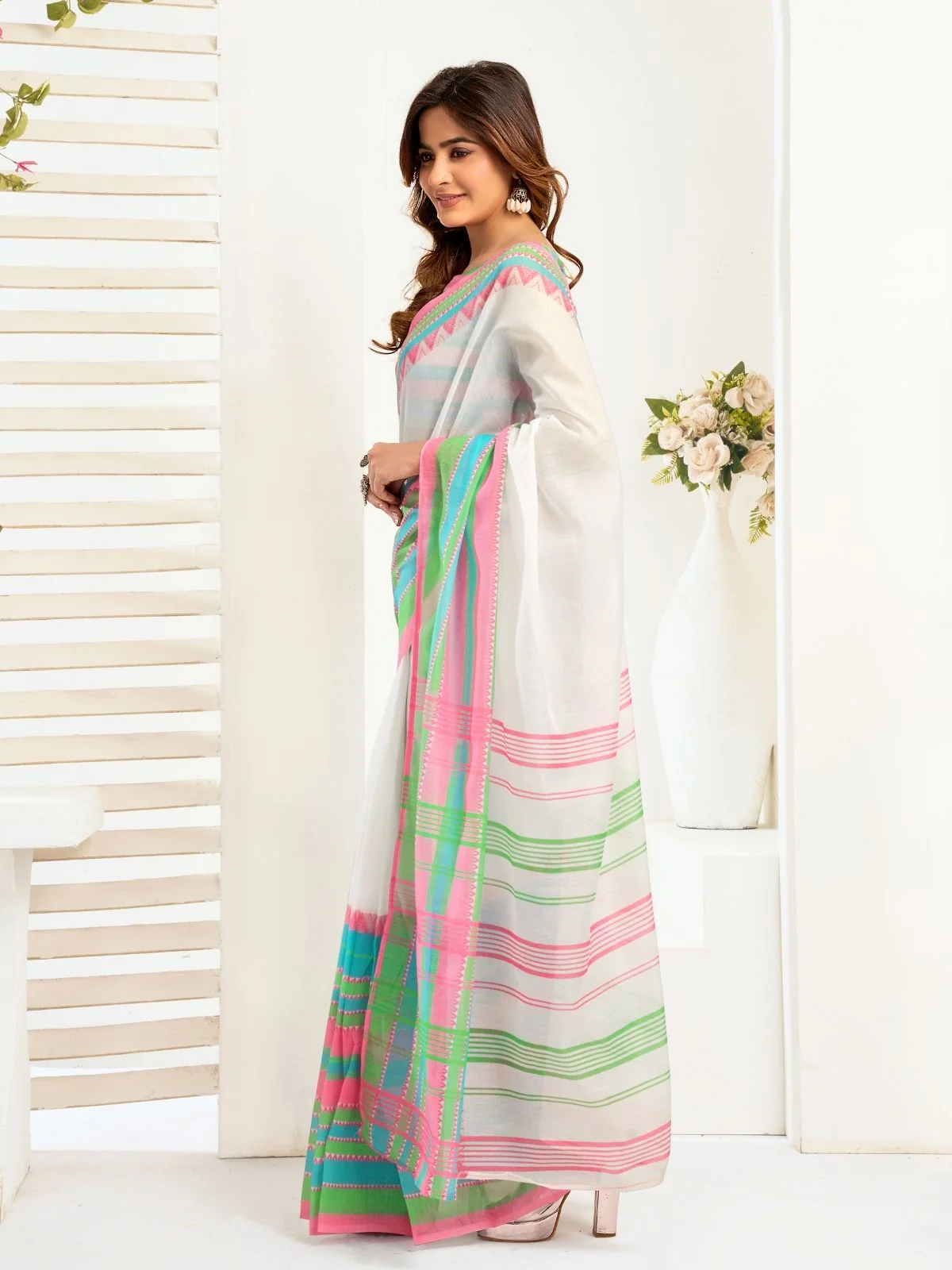 Odette Multicolour Cotton Linen Zari Work Saree For Women - Image 2