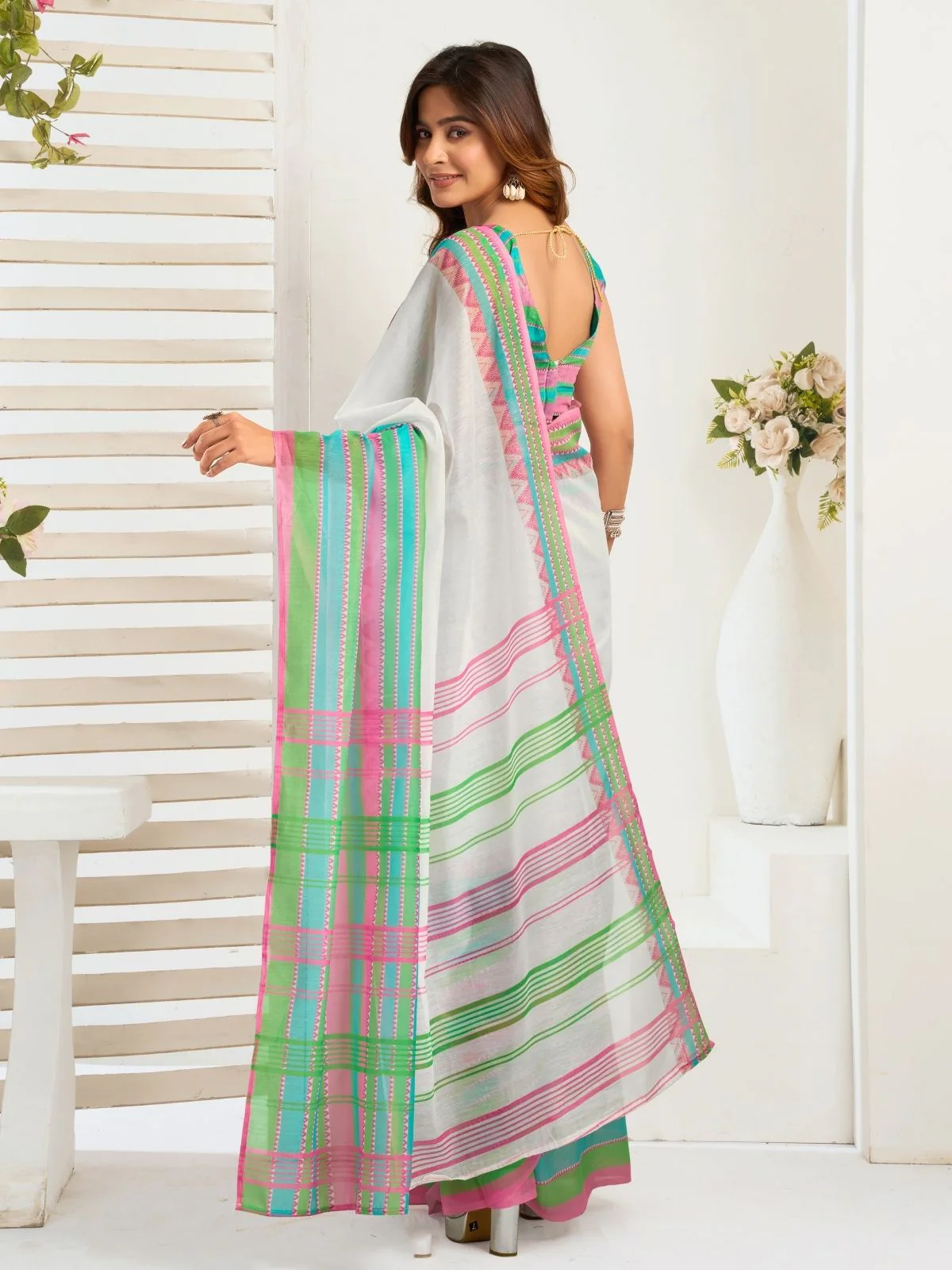 Odette Multicolour Cotton Linen Zari Work Saree For Women - Image 4