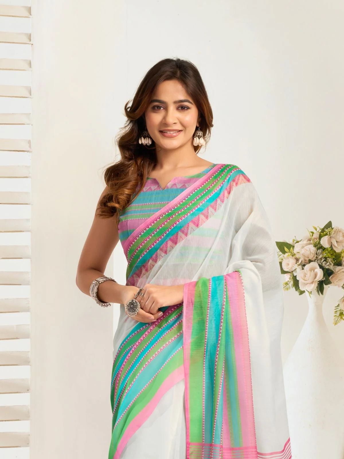 Odette Multicolour Cotton Linen Zari Work Saree For Women - Image 5