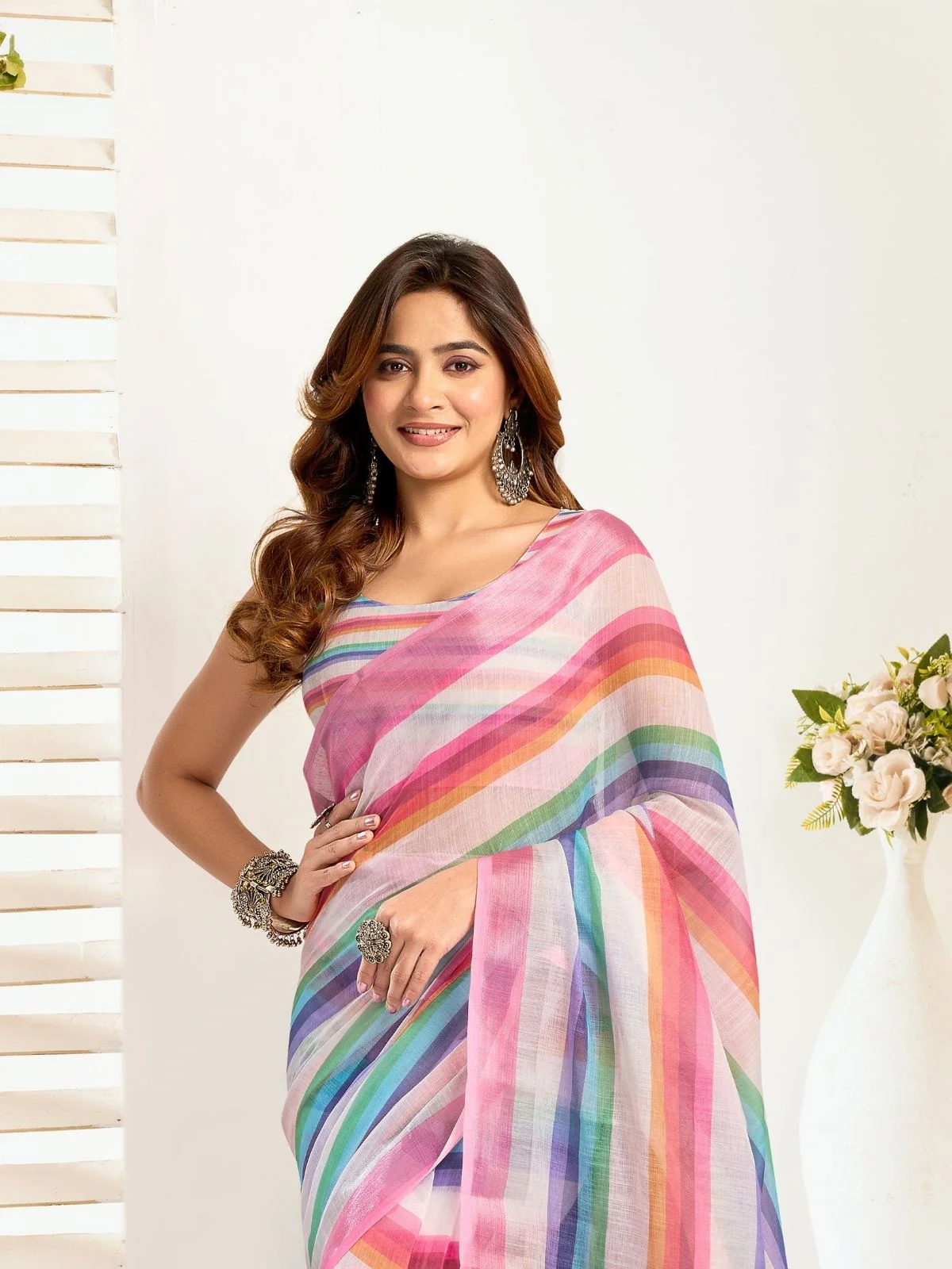 Odette Multicolour Cotton Linen Zari Work Saree For Women - Image 5