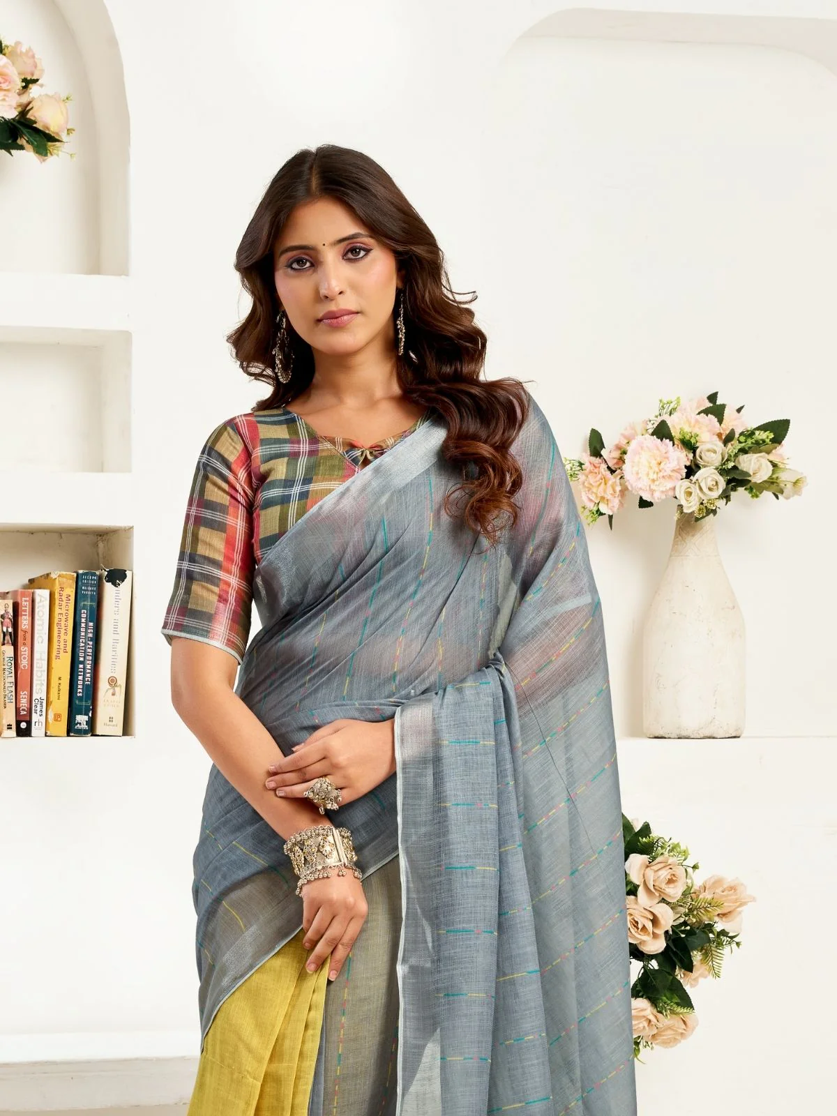 Odette Multicolour Cotton Linen Zari Work Saree For Women - Image 5