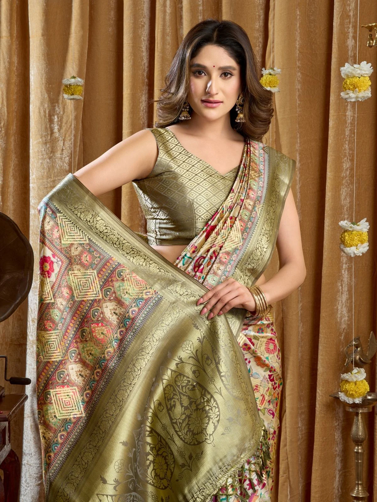 Odette Multicolour Silk Blend Printed Banarasi Saree For Women - Image 5