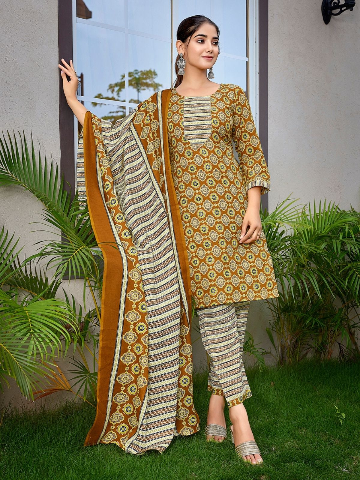 Odette Mustard Cotton Blend Printed Stiched Kurta Set For Women - Image 7