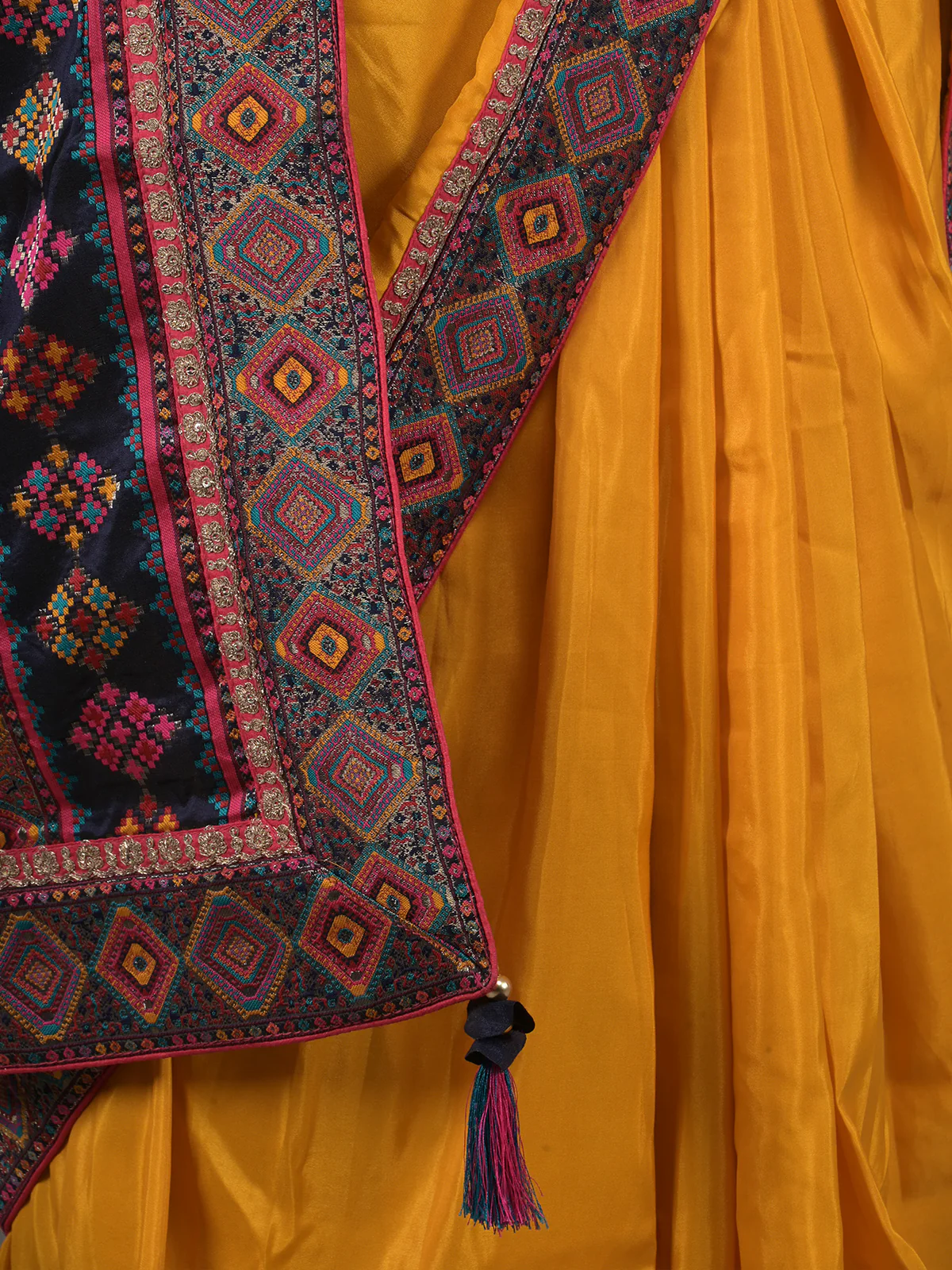 Odette Mustard Embroidered Crepe Silk Saree with Unstitched Blouse for Women - Image 5