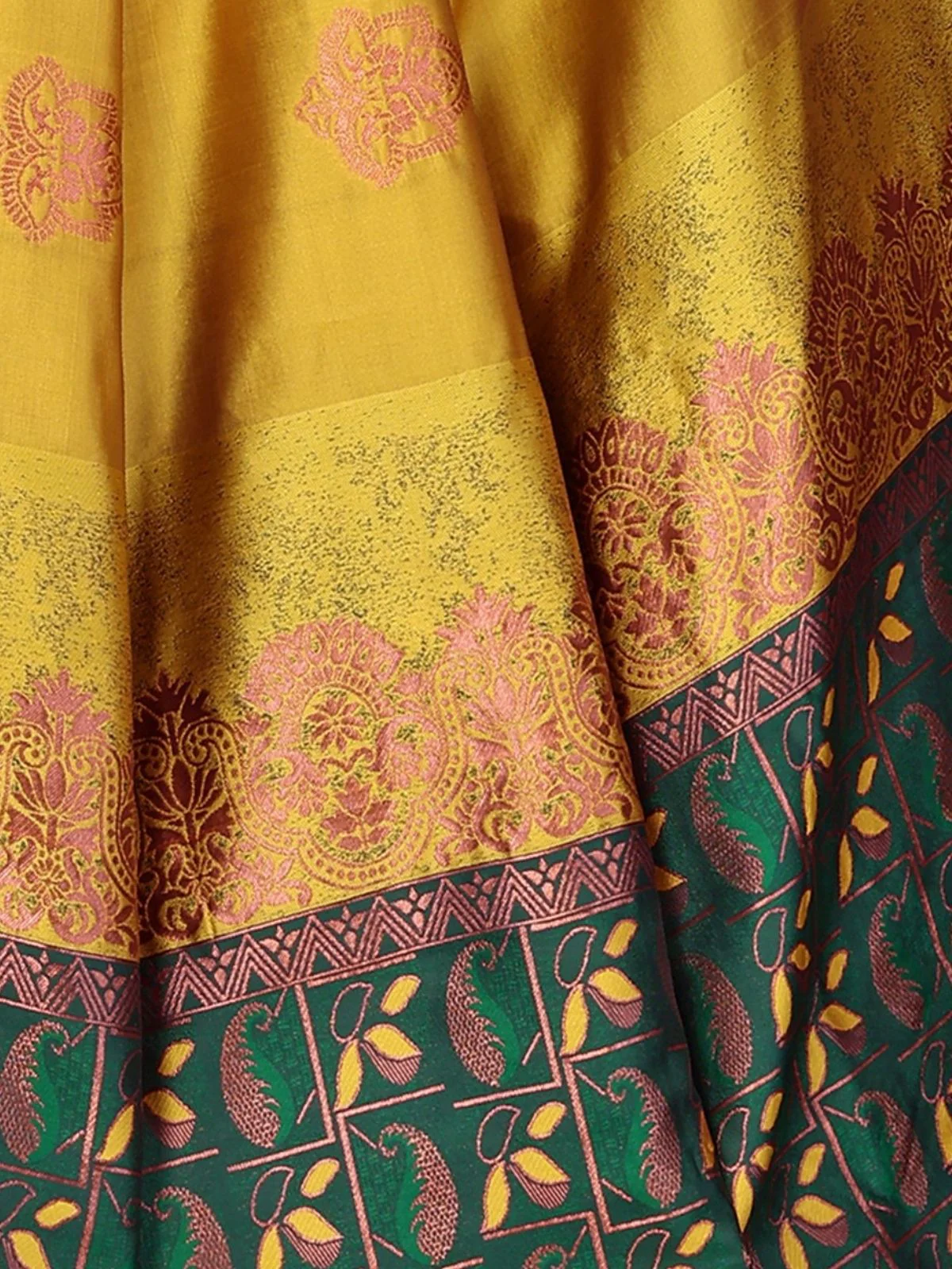Odette Mustard Georgette Motif Print Saree For Women - Image 5
