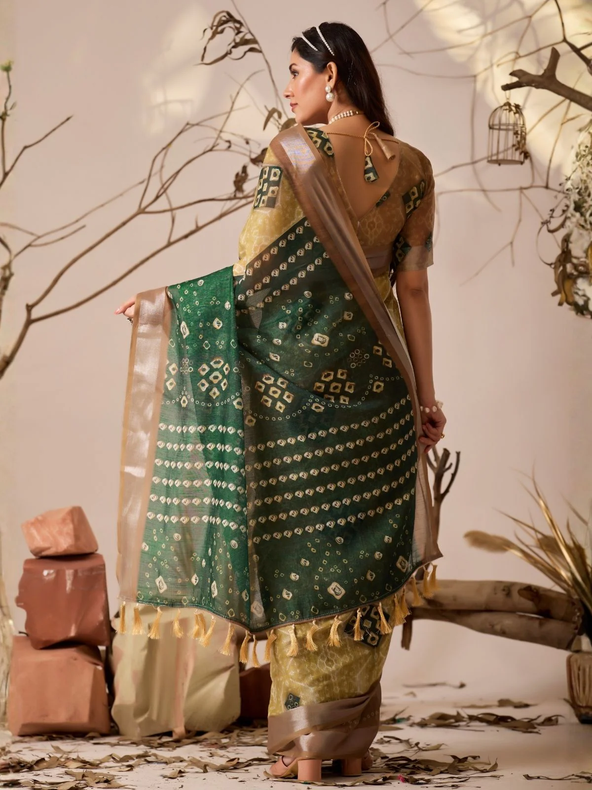 Odette Mustard Linen Cotton Printed Saree For Women - Image 3