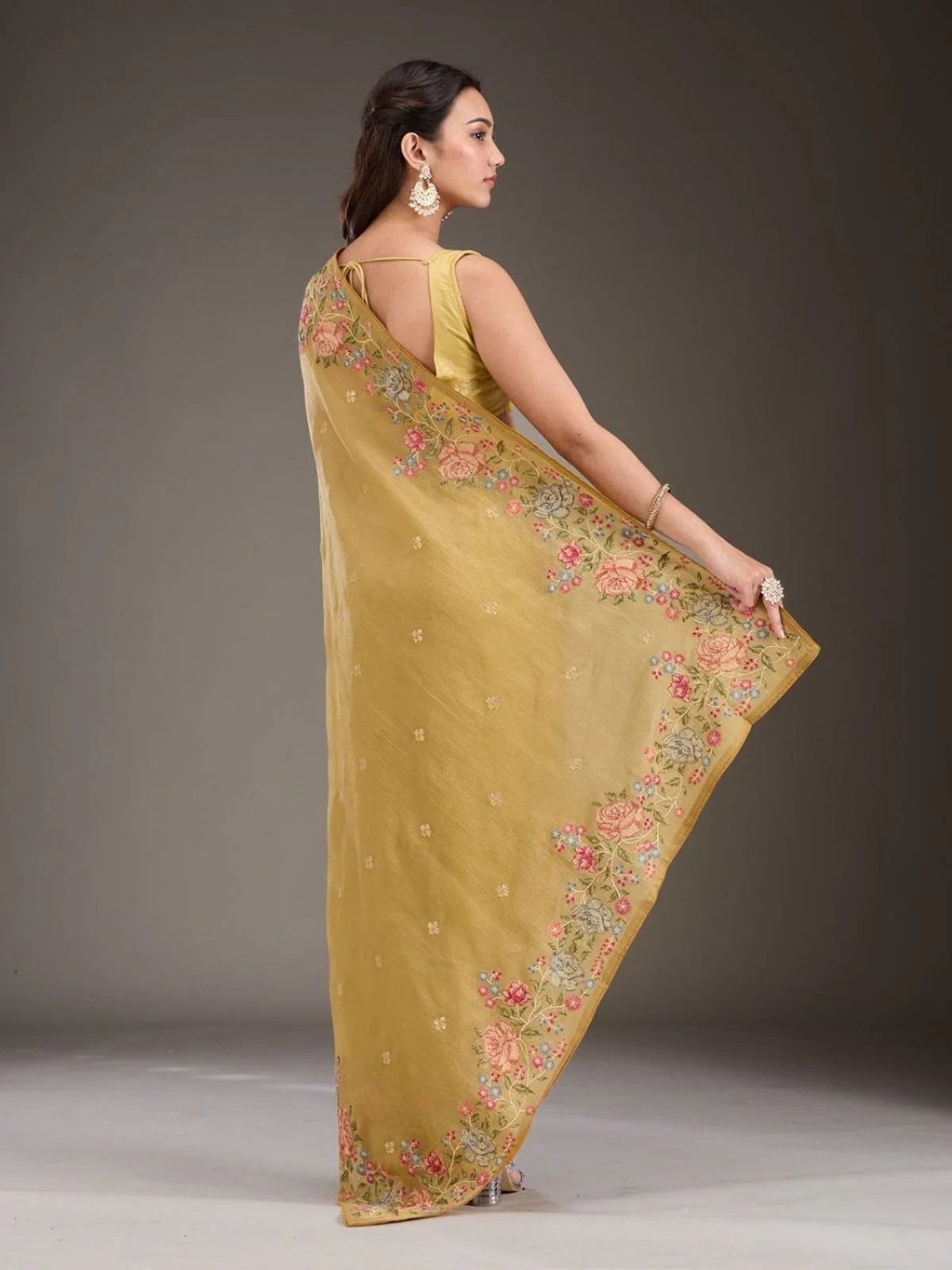 Odette Mustard Silk Blend Embroidered Solid Saree For Women - Image 2