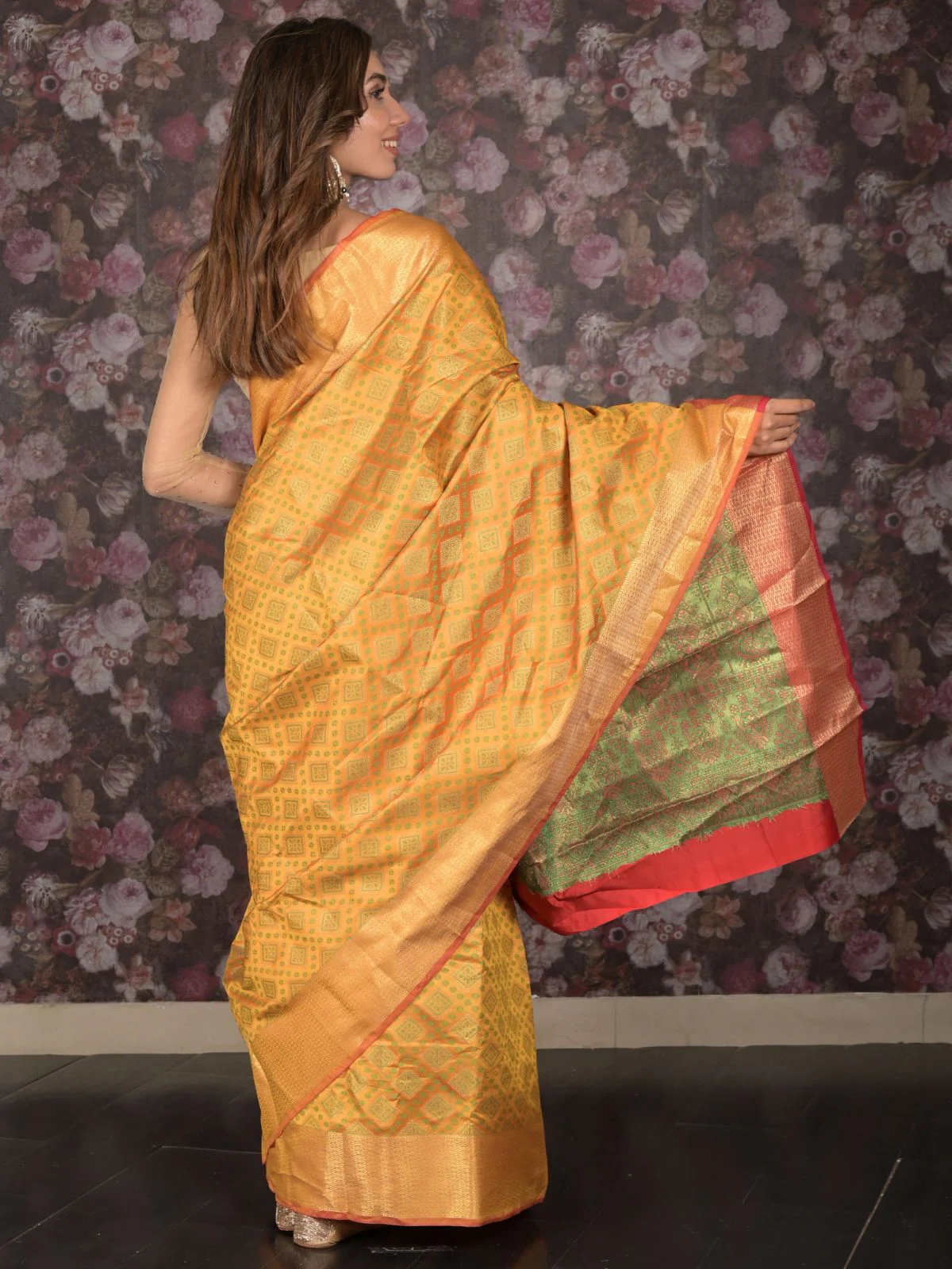 Odette Mustard Silk Blend Woven Saree with Unstitched Blouse for Women - Image 4
