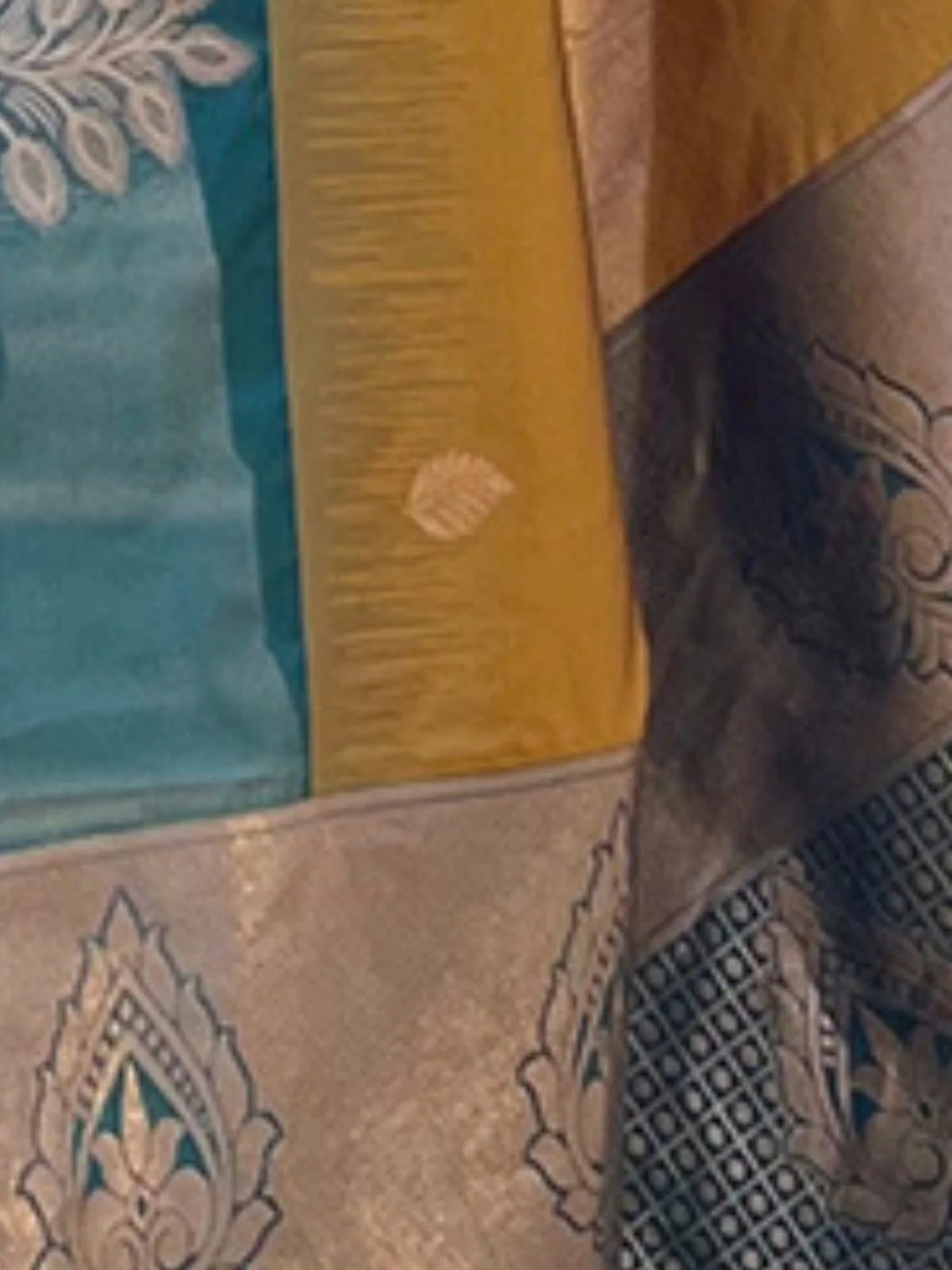 Odette Mustard Woven Design Soft Silk Saree With Unstitched Blouse For Women - Image 4