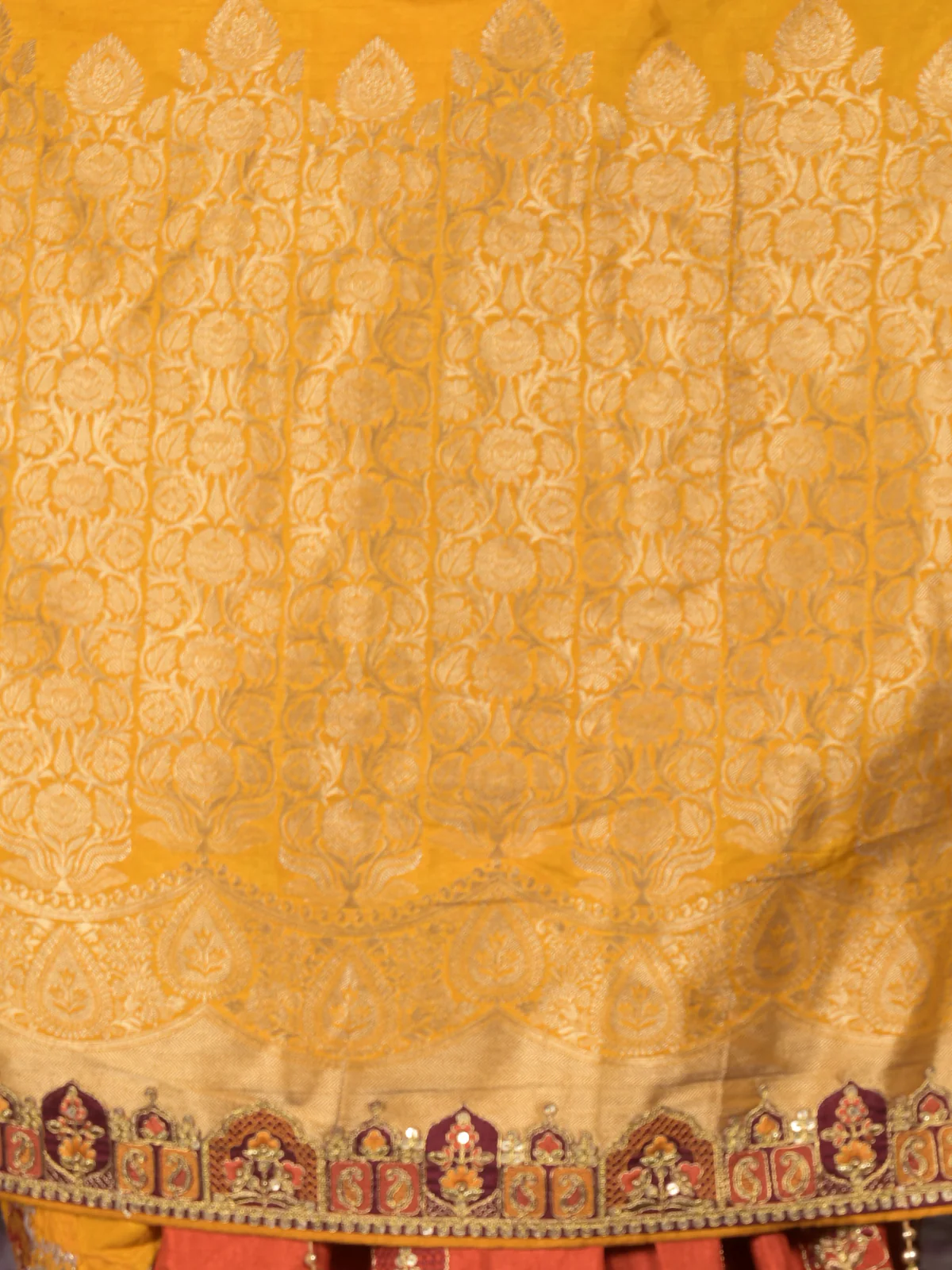 Odette Mustard Woven Silk Blend Saree With Unstitched Blouse For Women - Image 5
