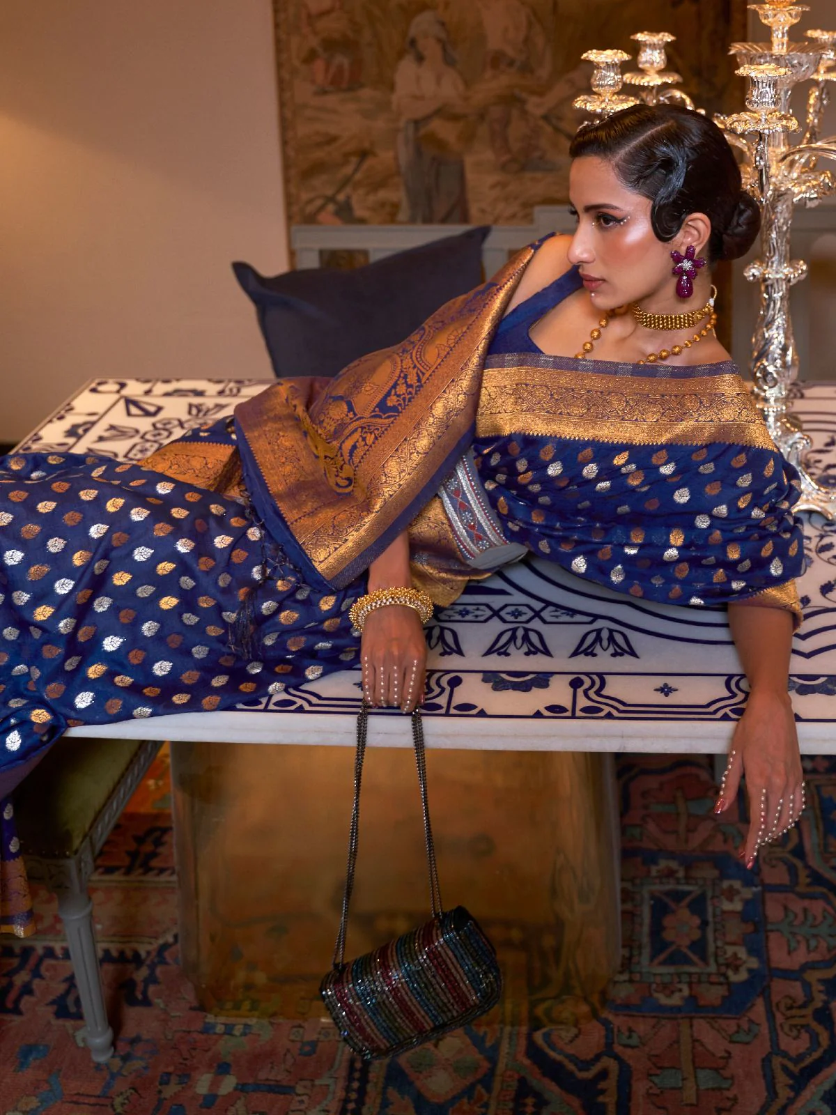Odette Navy Blue Silk Blend Woven Saree With Unstitched Blouse for Women - Image 2