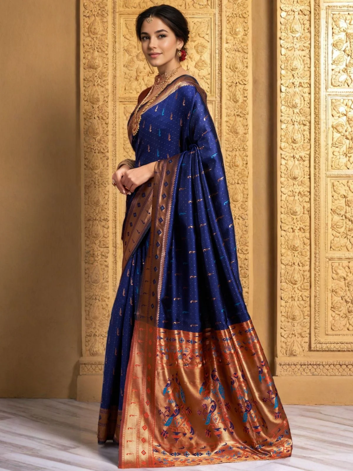 Odette Navy Blue Silk Woven Saree For Women - Image 2