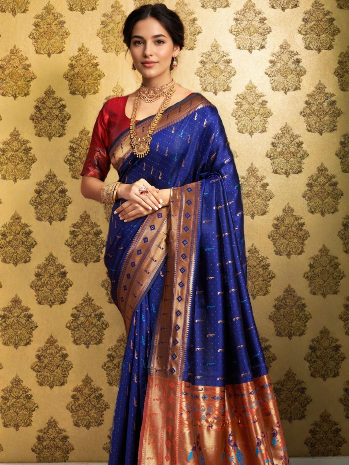 Odette Navy Blue Silk Woven Saree For Women - Image 4
