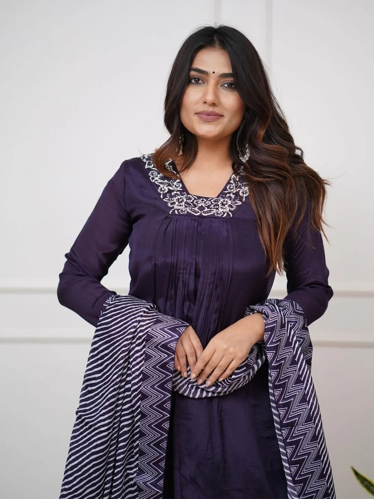 Odette Navy Blue Viscose Embroidered Stitched Kurta Set for Women - Image 3