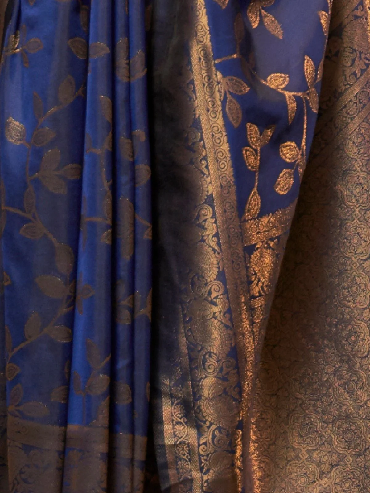 Odette Navy Blue Woven Design Silk Blend Saree With Unstitched Blouse For Women - Image 3