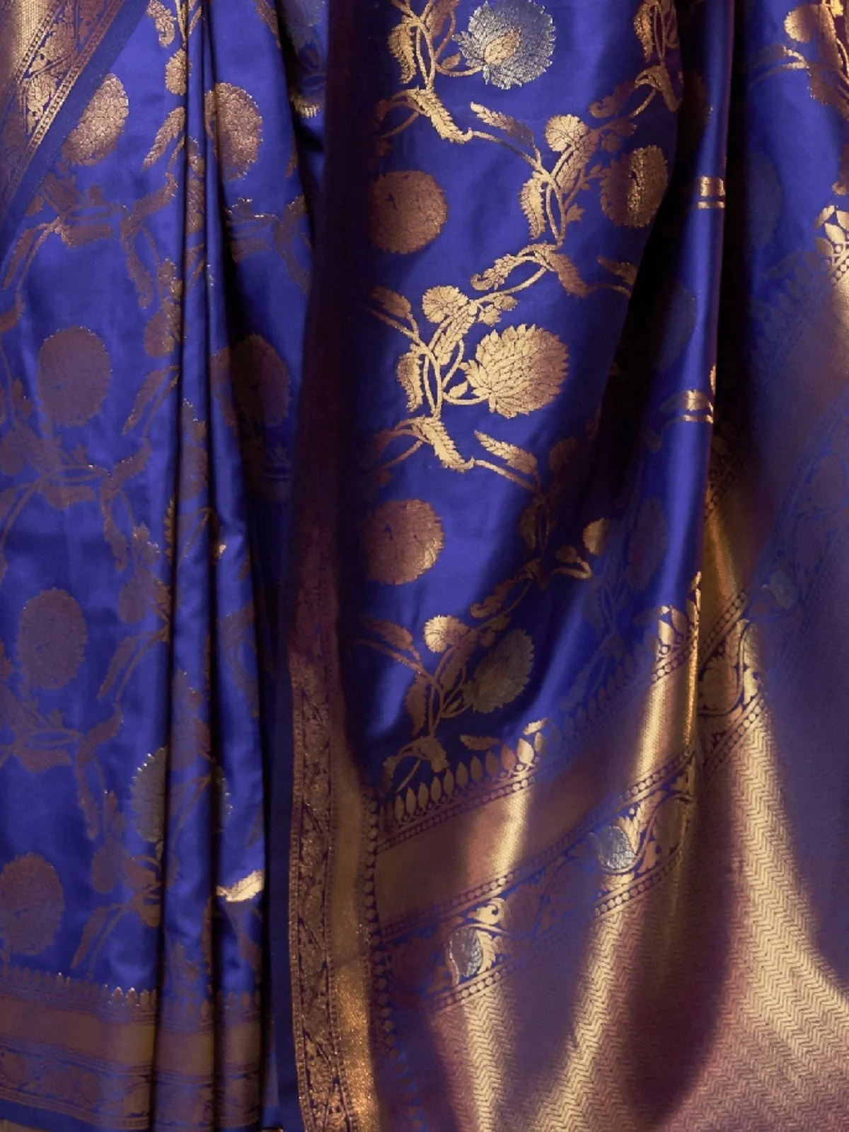 Odette Navy Blue Woven Design Silk Blend Saree With Unstitched Blouse For Women - Image 3
