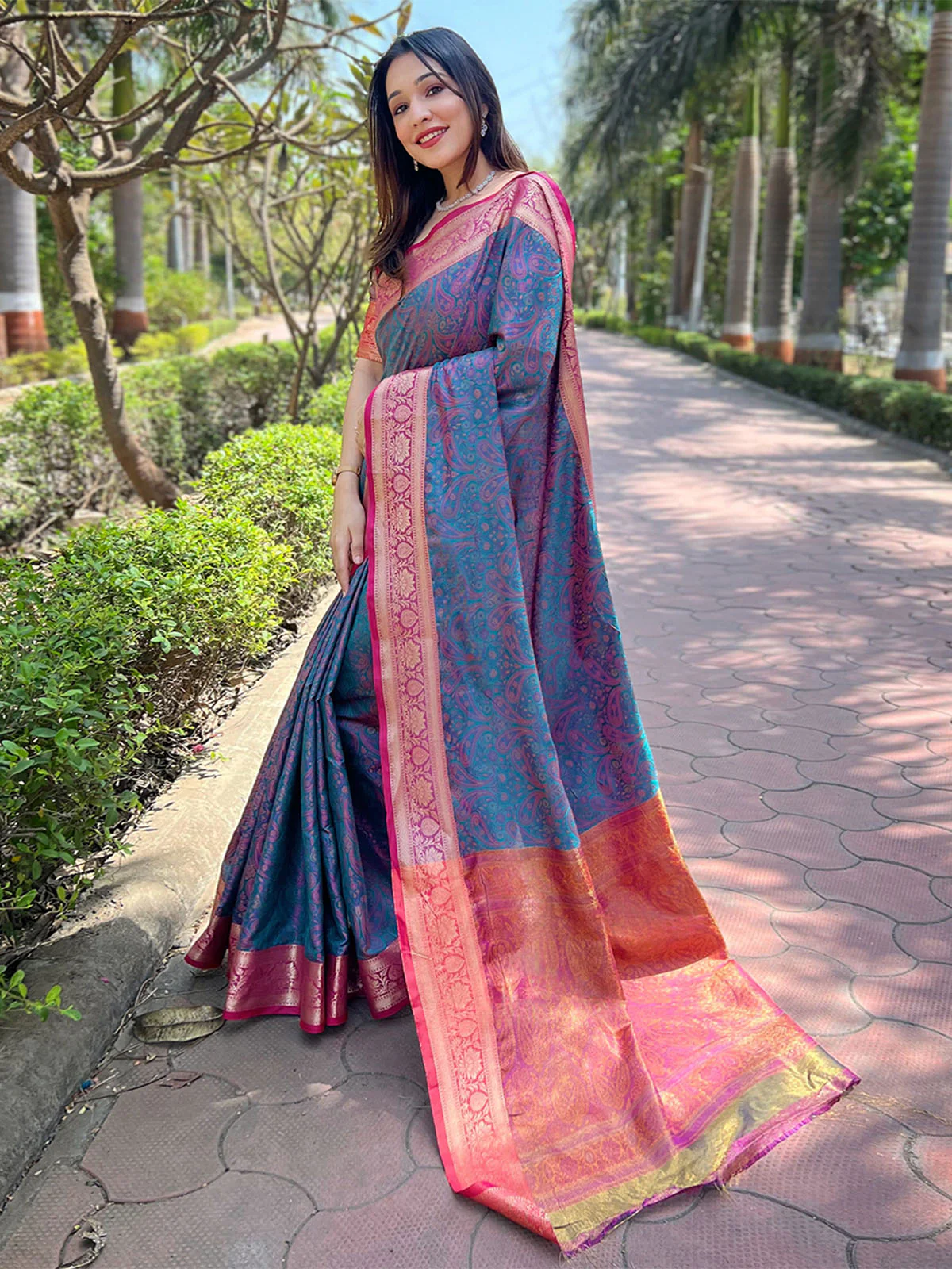 Odette Navy Blue Woven Design Silk Blend Saree With Unstitched Blouse For Women - Image 2