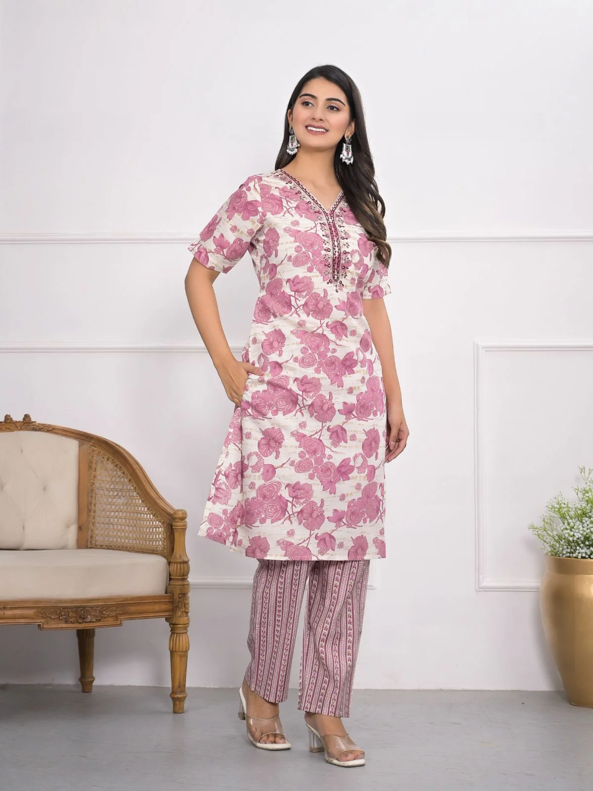 Odette Off White And Pink Chanderi Embroidered And Printed Stitched Kurta Set Without Dupatta For Women - Image 2