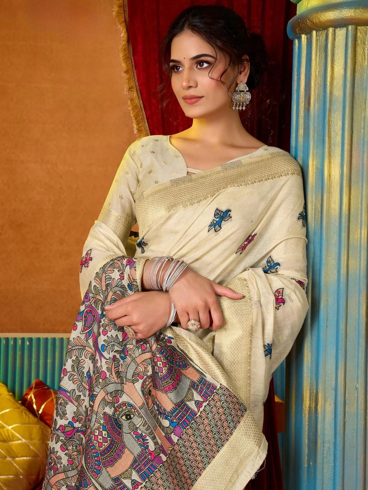 Odette Off White Cotton Blend Printed Saree For Women - Image 5
