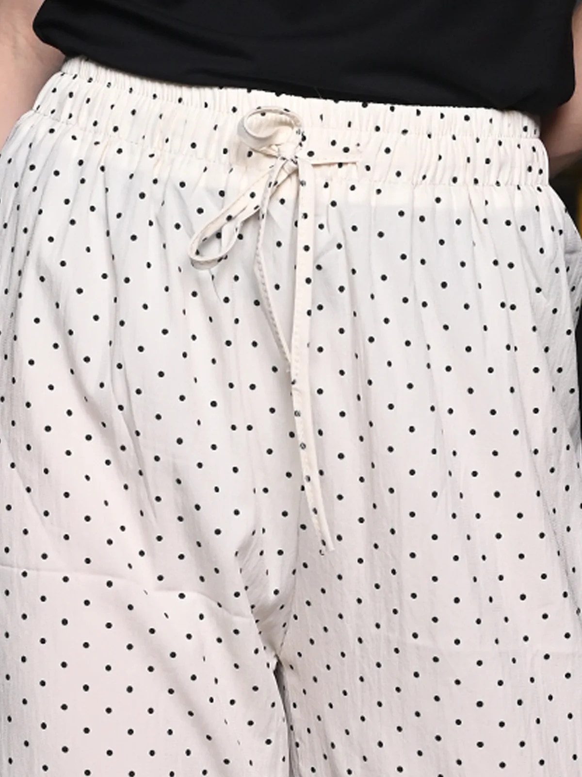 Odette Off White Cotton Polka Dots Trousers For Women - Image 6