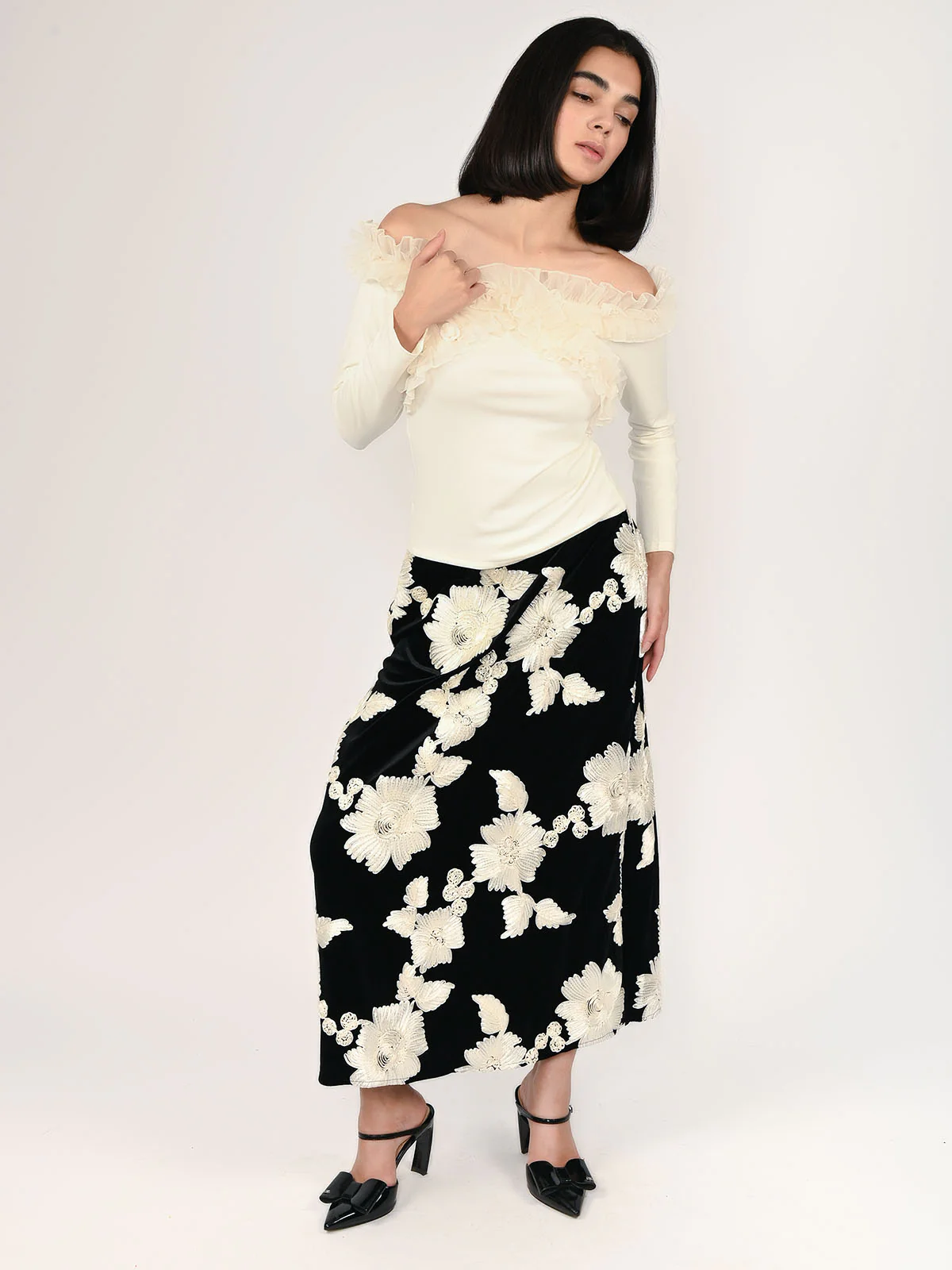 Odette Off White Cotton Rib Solid Top For Women - Image 5