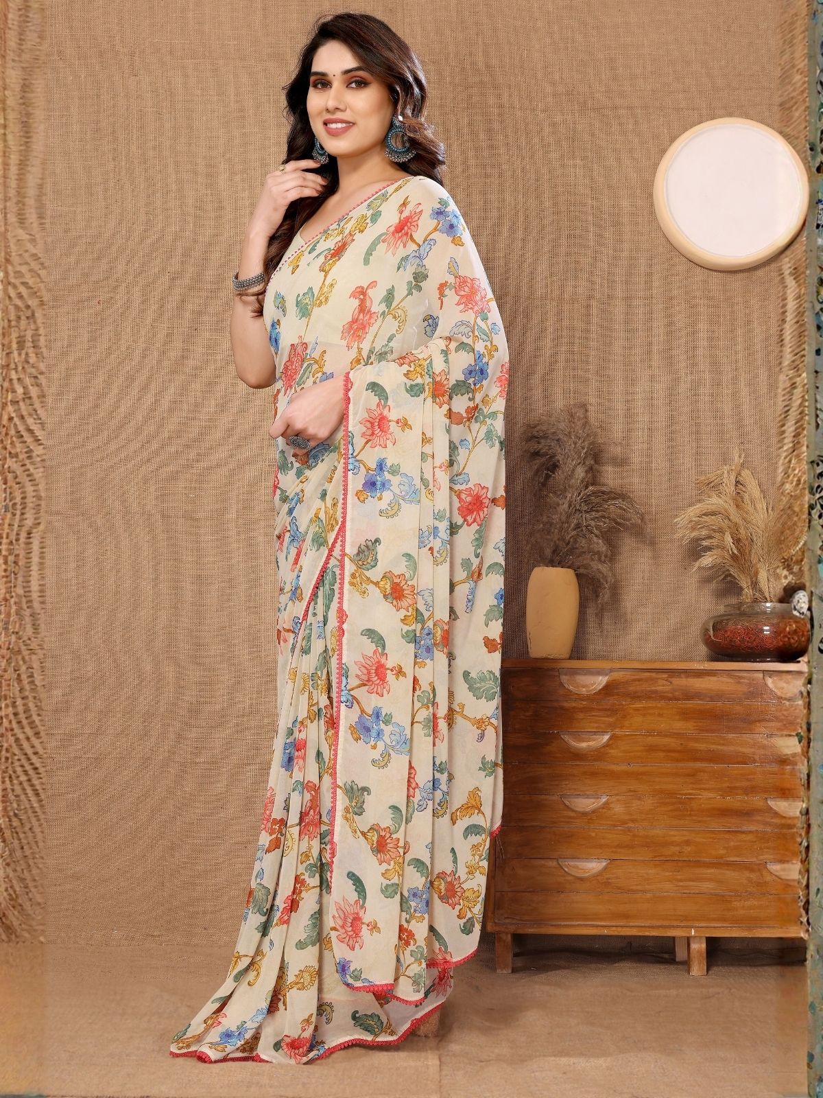 Odette Off White Georgette Floral Print Saree For Women - Image 2