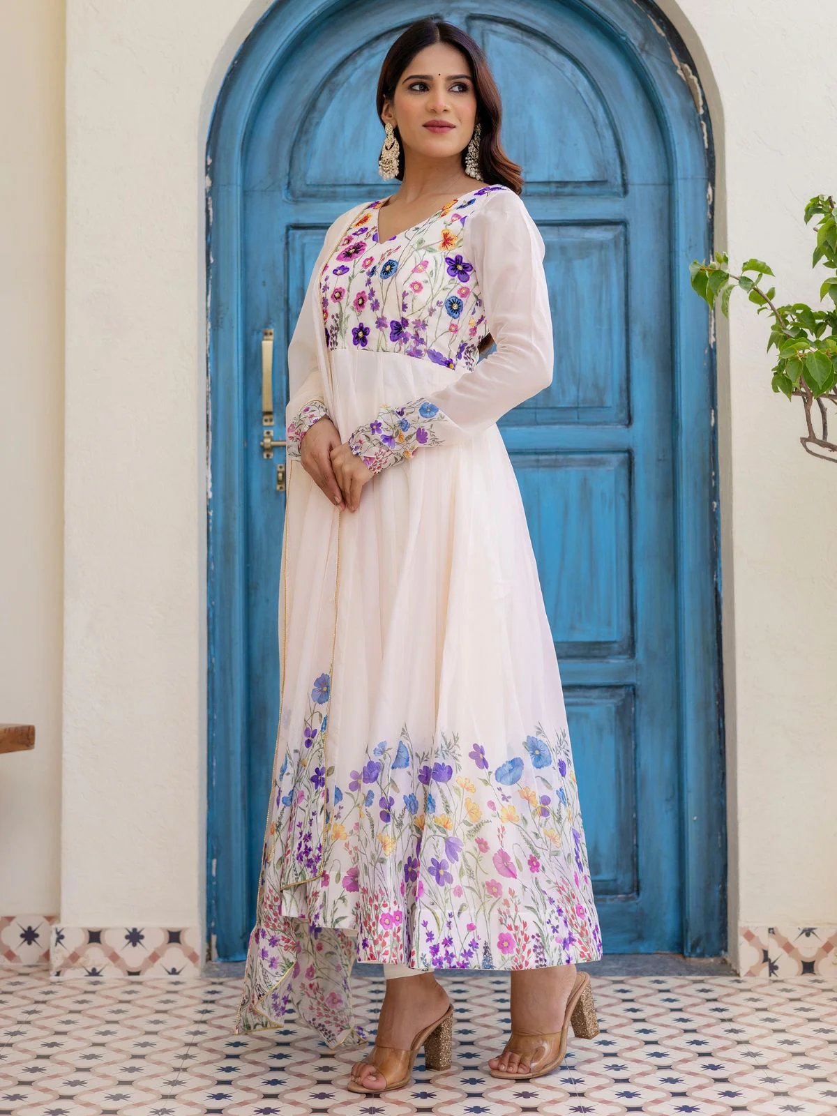 Odette Off White Georgette Solid Stitched Anarkali Kurta Set For Women - Image 3