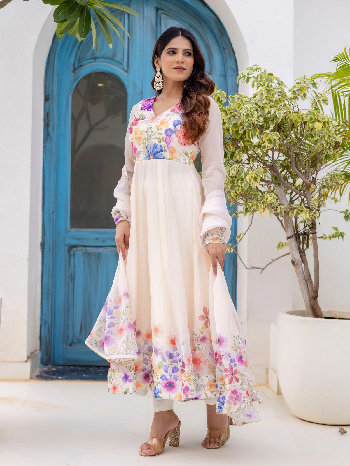 Odette Off White Georgette Solid Stitched Anarkali Kurta Set For Women - Image 3