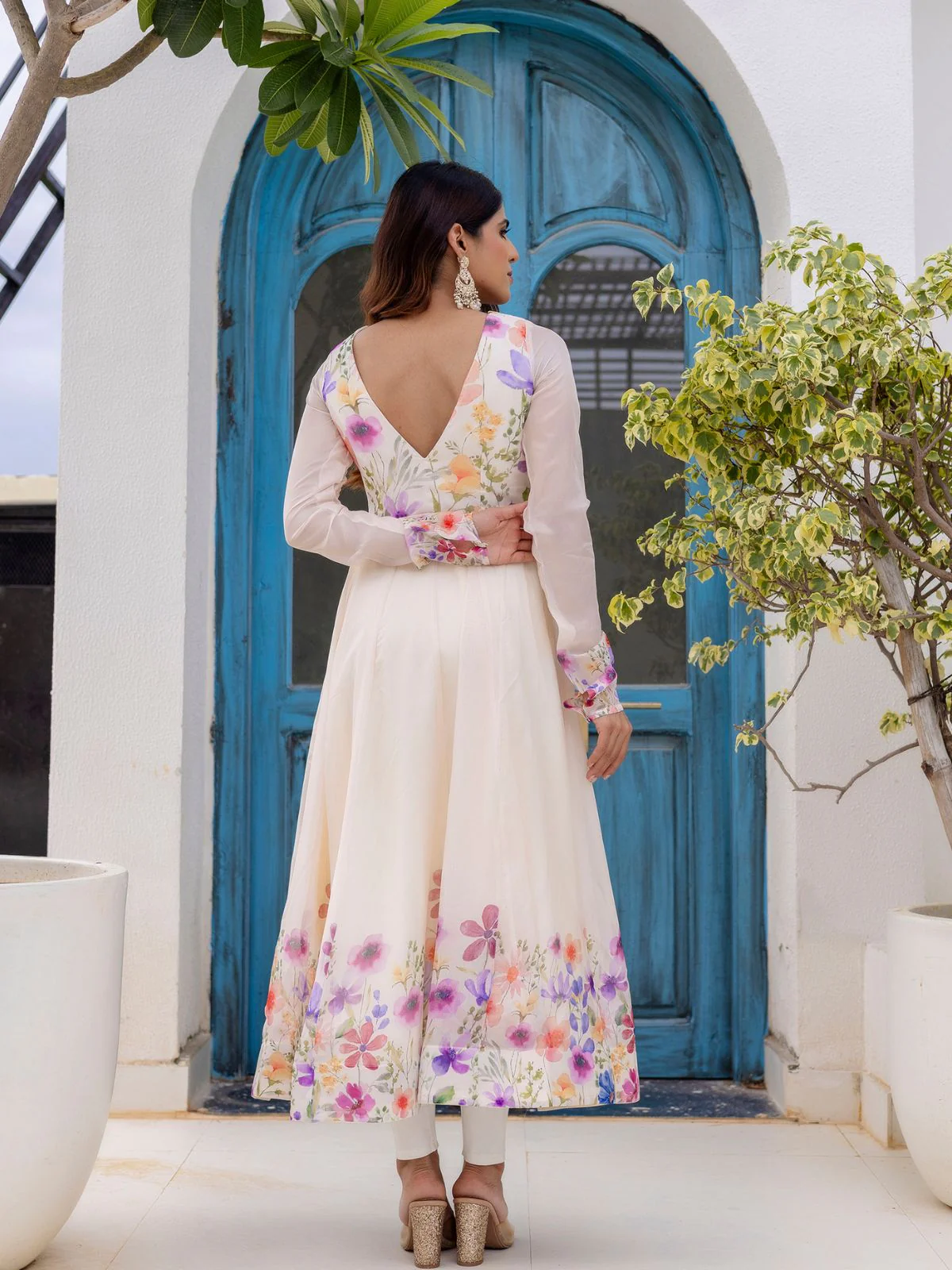 Odette Off White Georgette Solid Stitched Anarkali Kurta Set For Women - Image 5