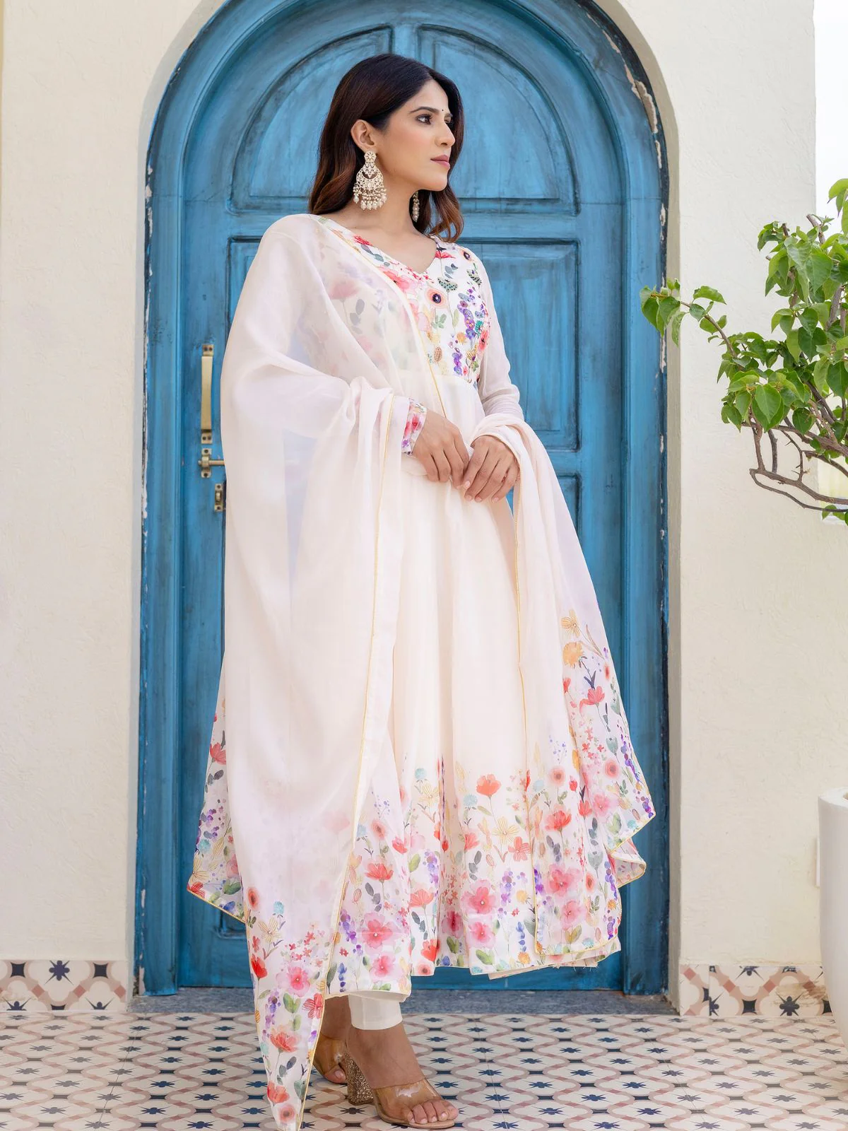 Odette Off White Georgette Solid Stitched Anarkali Kurta Set For Women - Image 4
