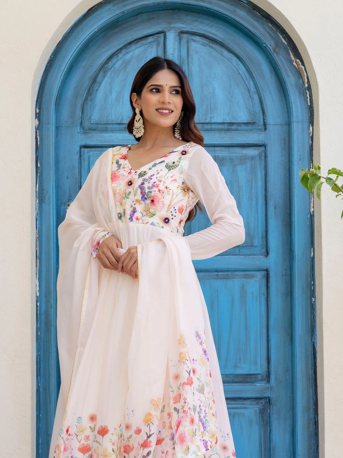 Odette Off White Georgette Solid Stitched Anarkali Kurta Set For Women - Image 6