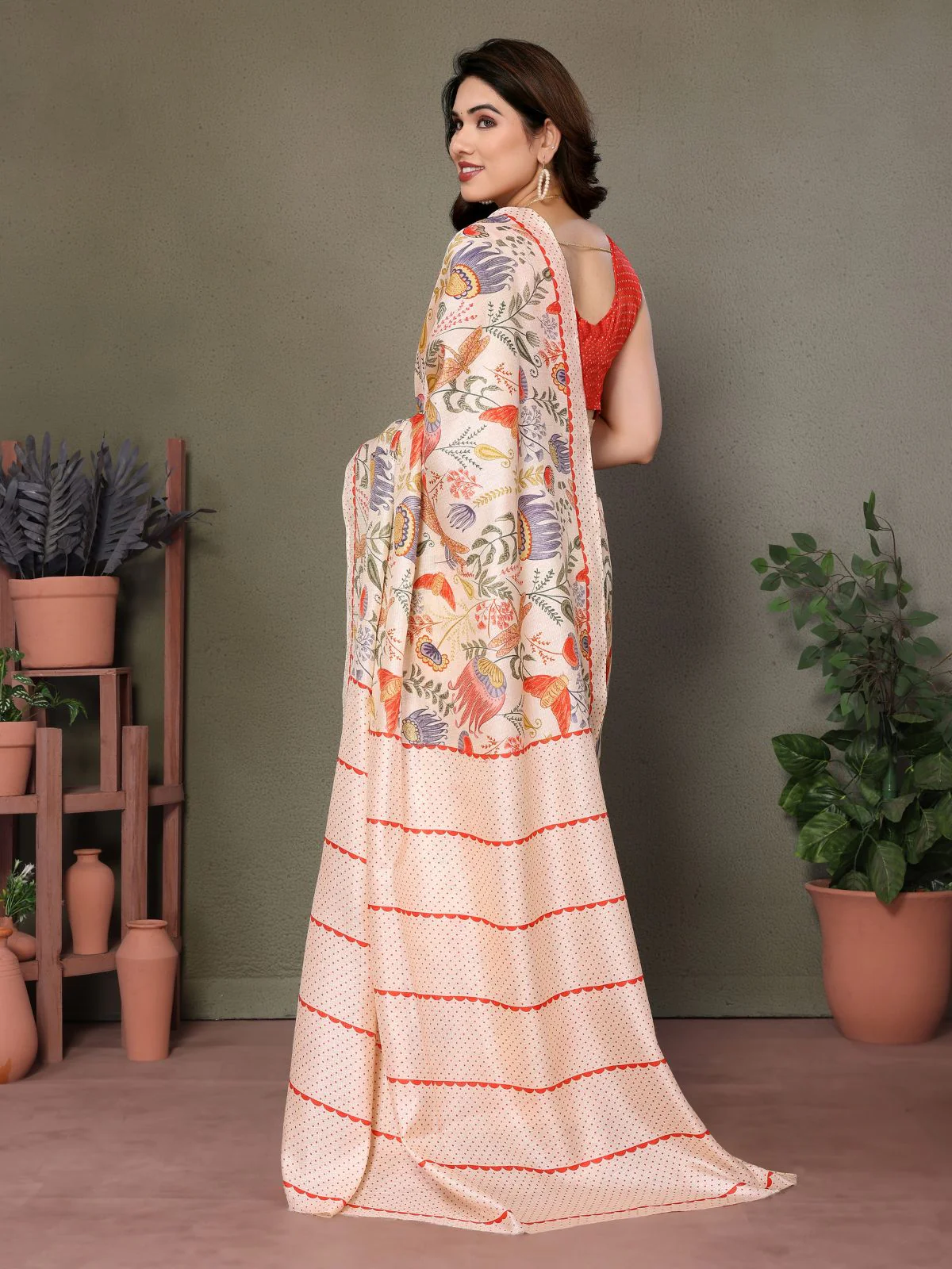 Odette Off White Khadi Printed Saree With Unstitched Blouse For Women - Image 4
