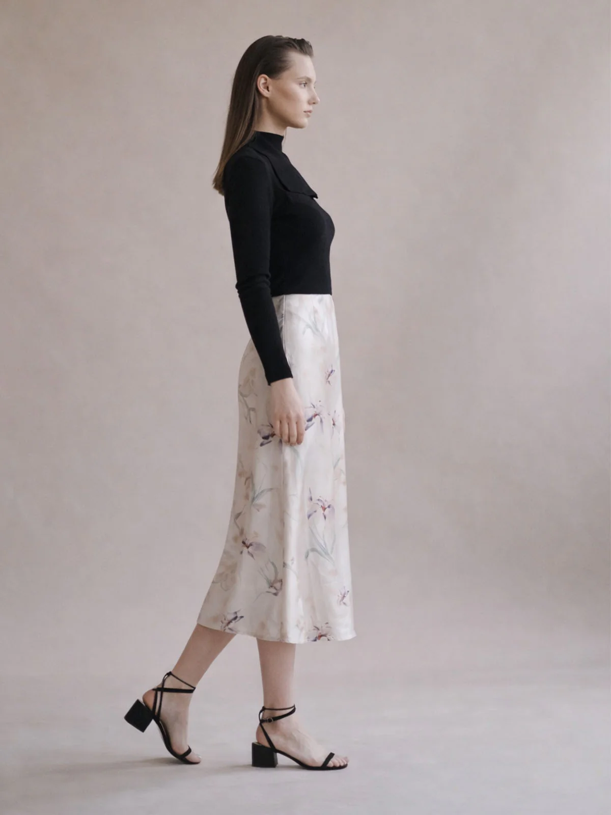 Odette Off White Satin Printed Skirt For Women - Image 2