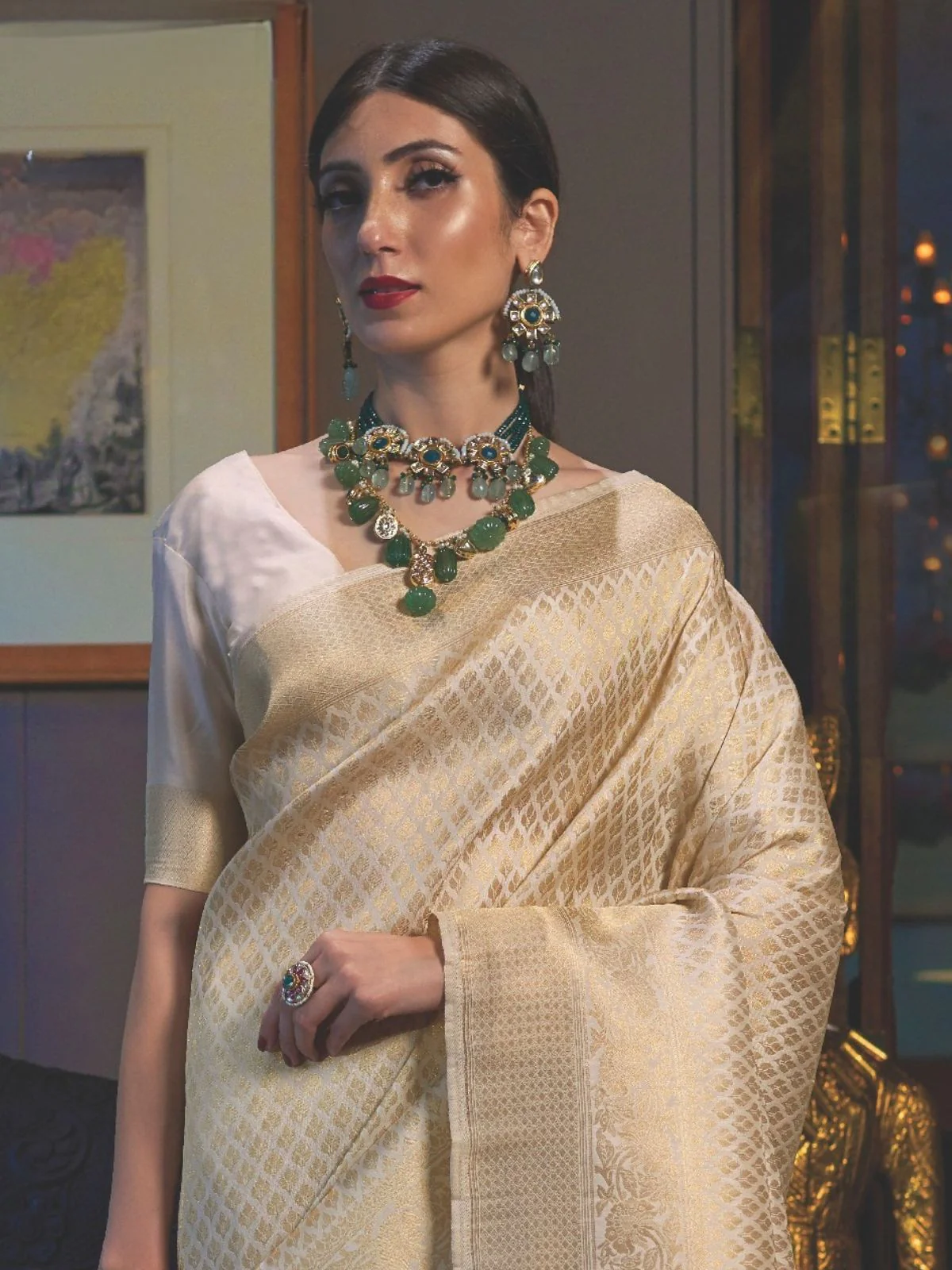 Odette Off White Silk Blend Woven Saree With Unstitched Blouse For Women - Image 2