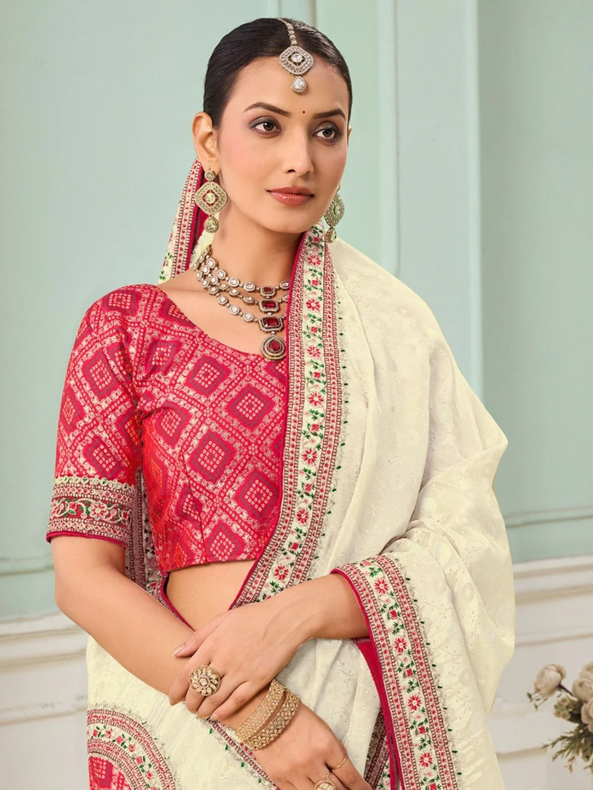 Odette Off White Viscose Embroidered Saree For Women - Image 3