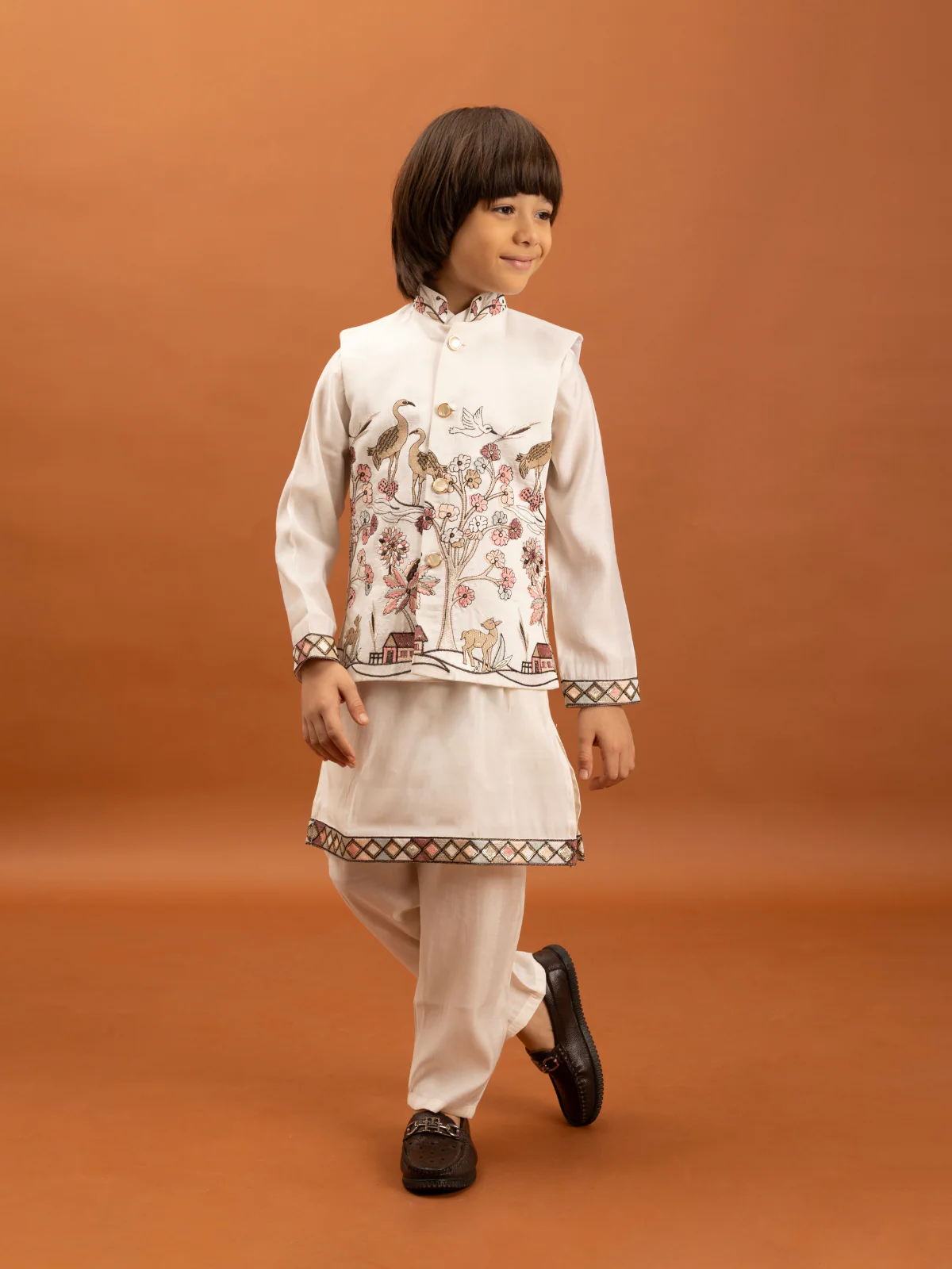 Odette Off White Viscose Silk Embroidered Stitched Kurta Set For Kids - Image 3