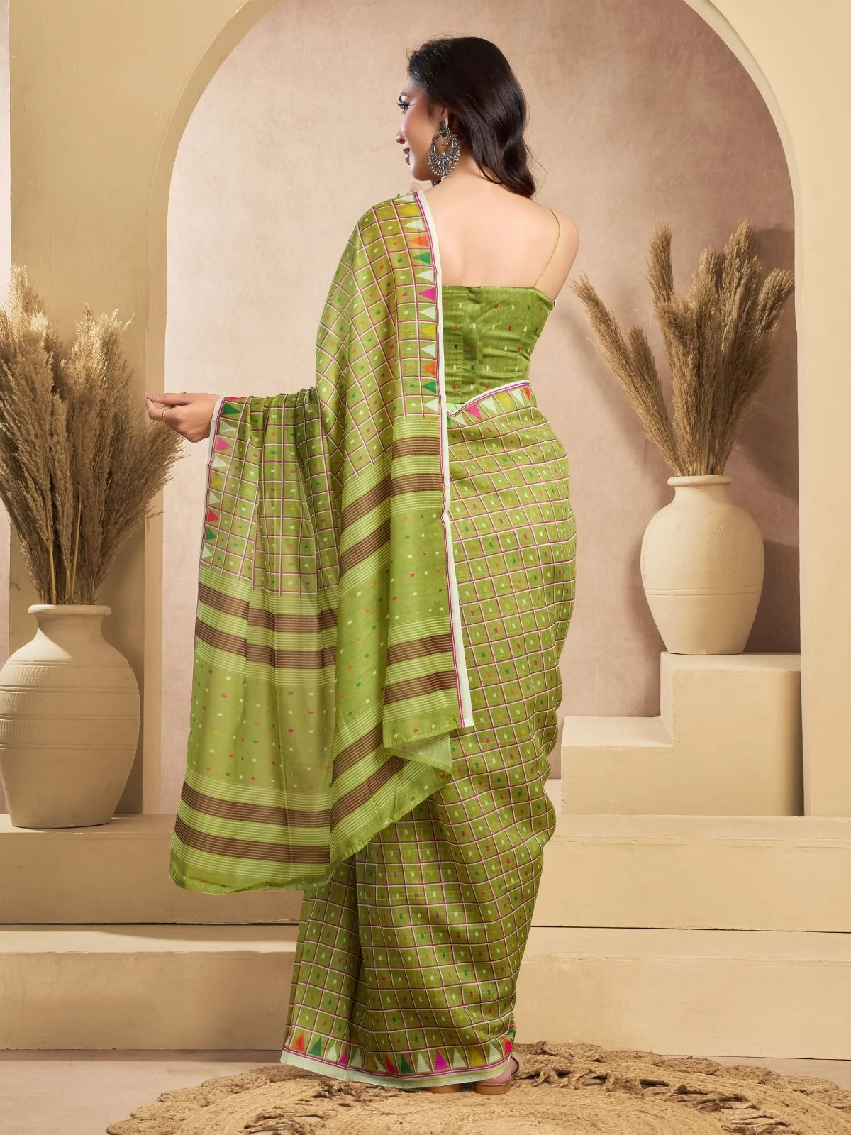 Odette Olive Cotton Linen Zari Work Saree For Women - Image 4
