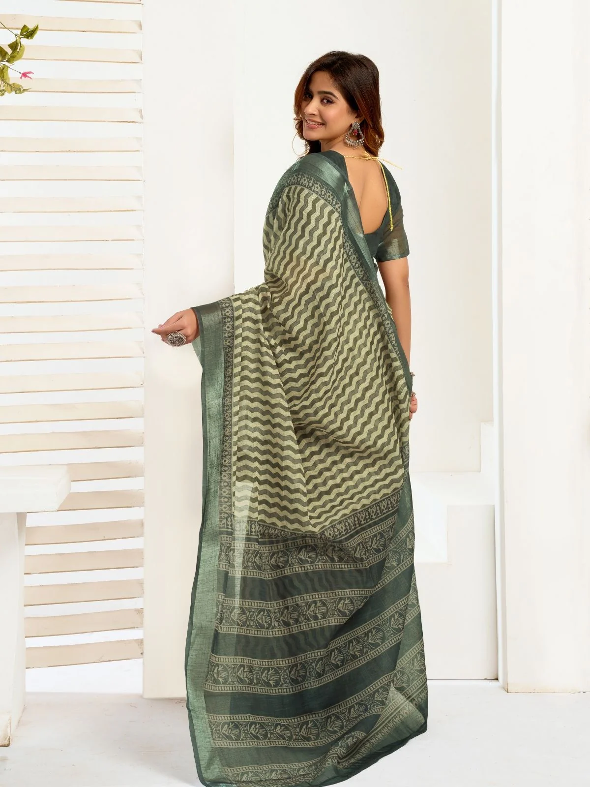 Odette Olive Cotton Linen Zari Work Saree For Women - Image 3