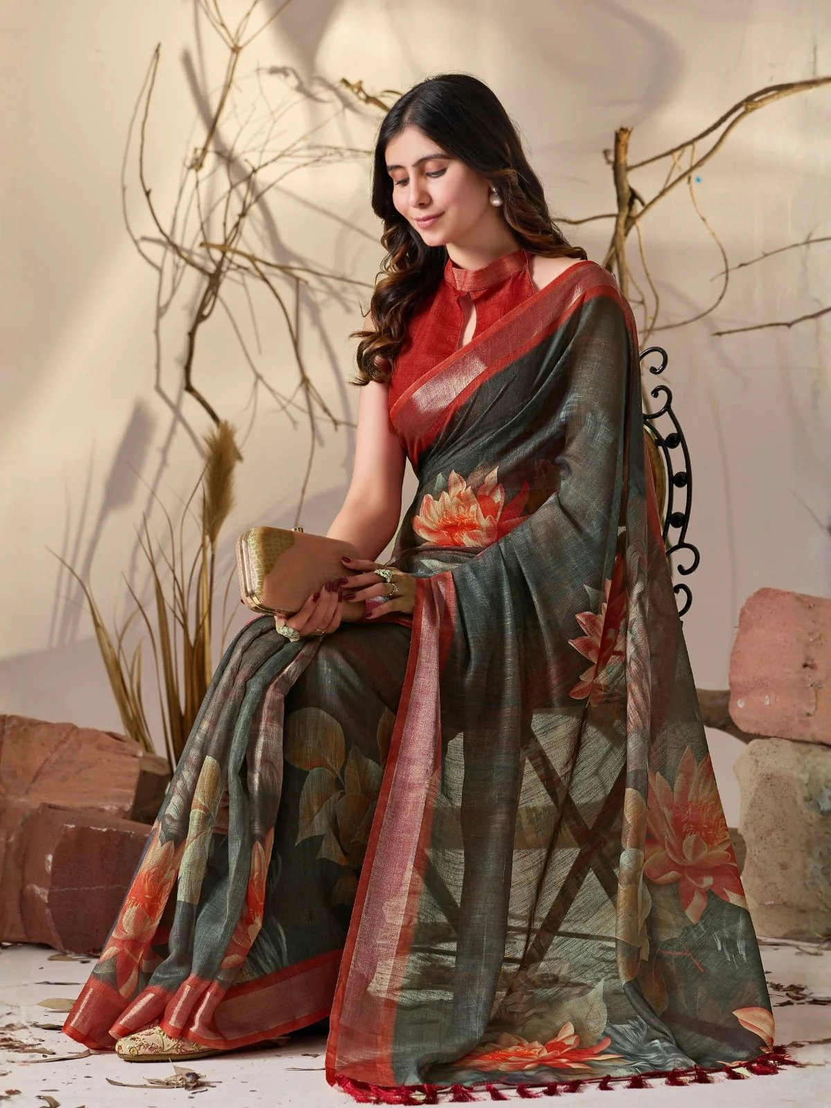 Odette Olive green Linen Cotton Printed Saree For Women - Image 3