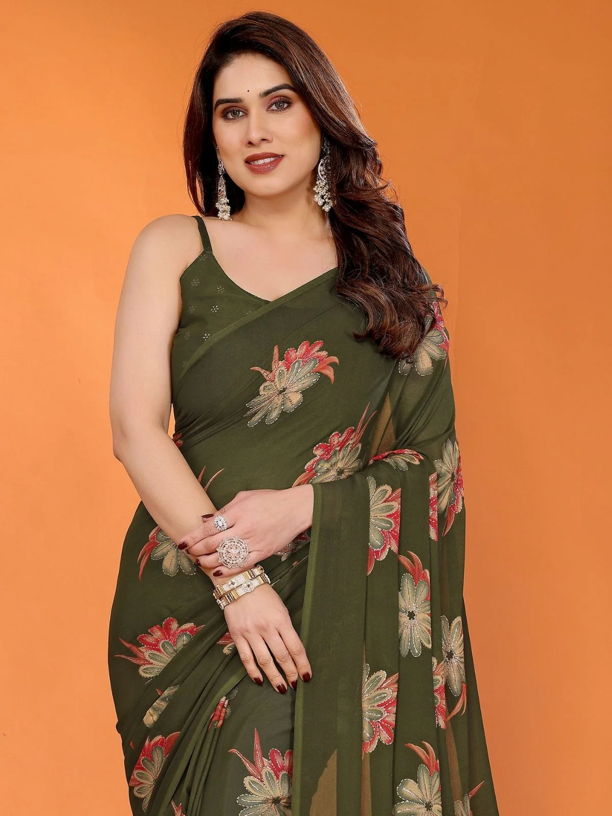 Odette Olive Green Silk Blend Floral Print Saree For Women - Image 4