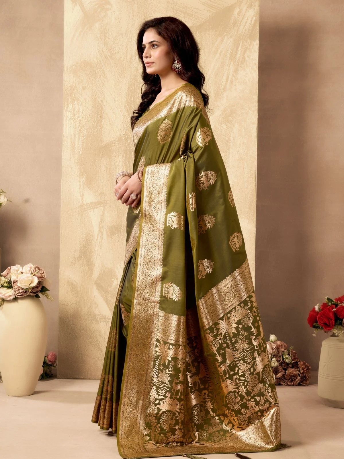 Odette Olive Silk Blend Woven Saree For Women - Image 2